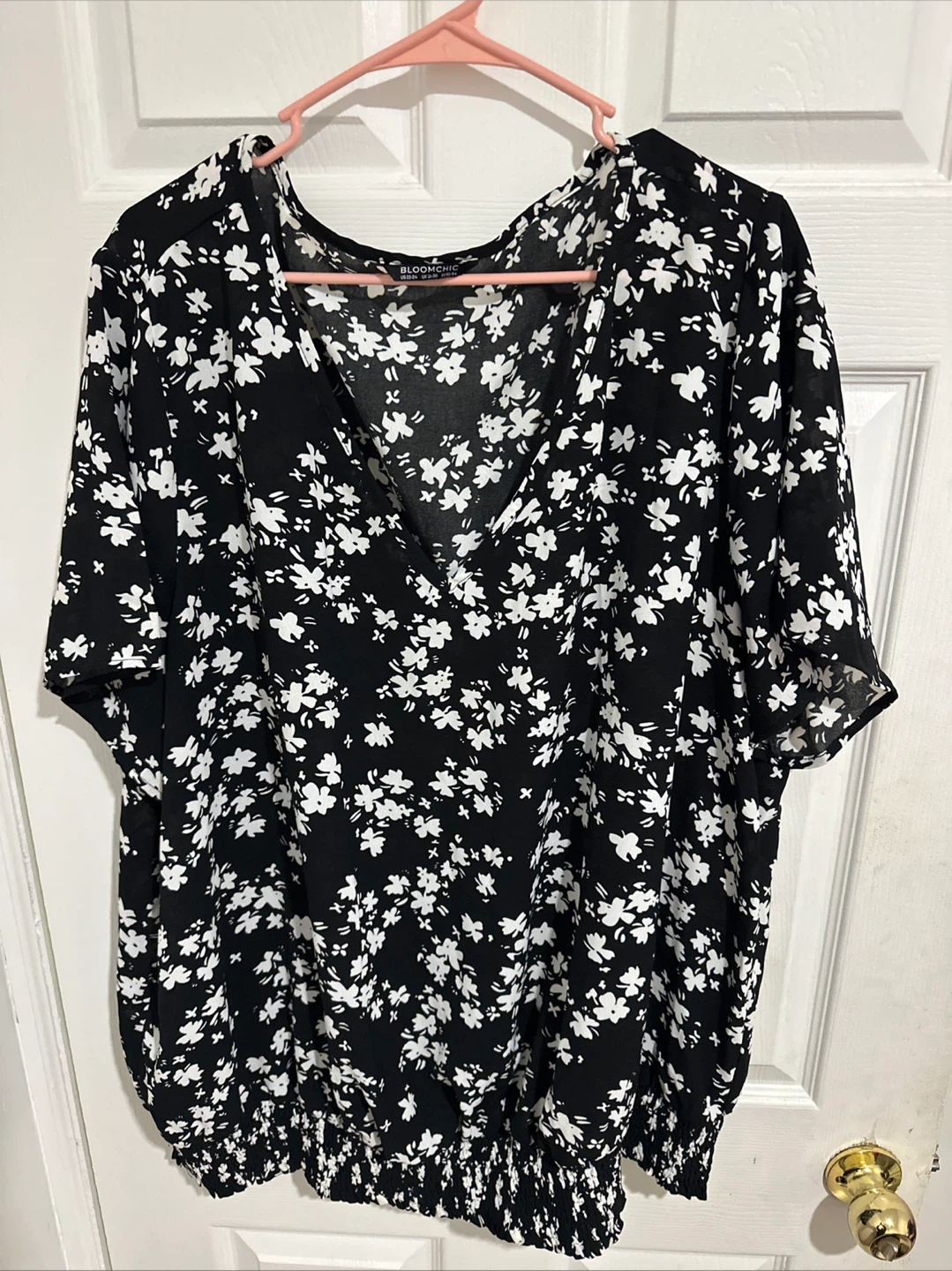 BloomChic Black Floral V-Neck Blouse - photo 2