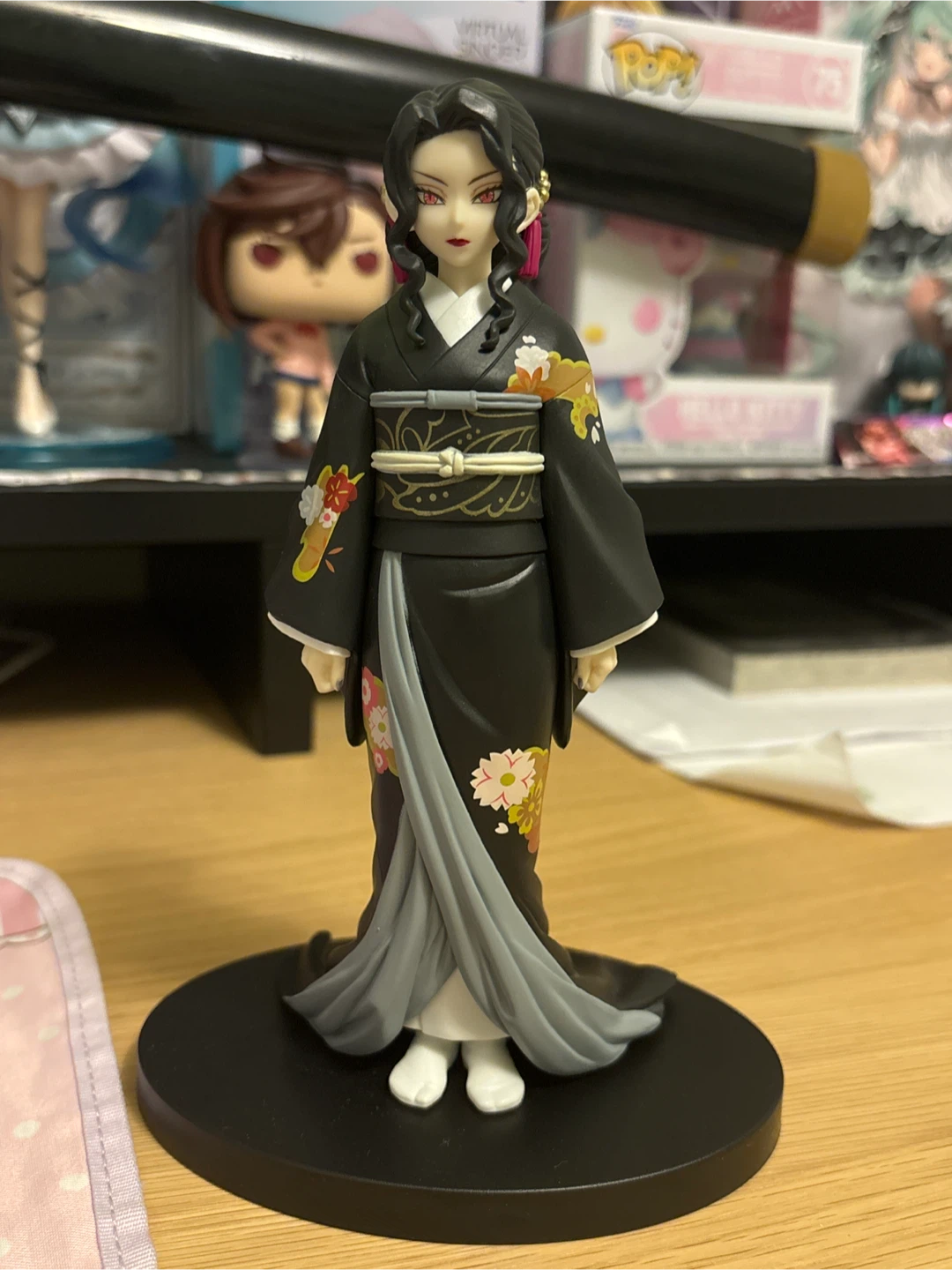Female Muzan Bandai figure (+ Tamayo) - photo 2