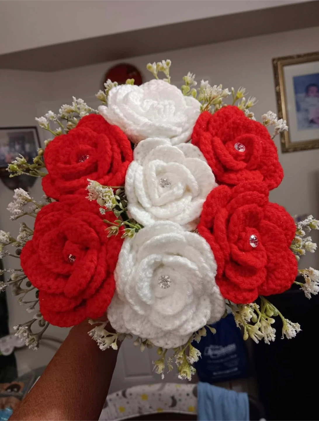 Crocheted Rose Bouquet - photo 2