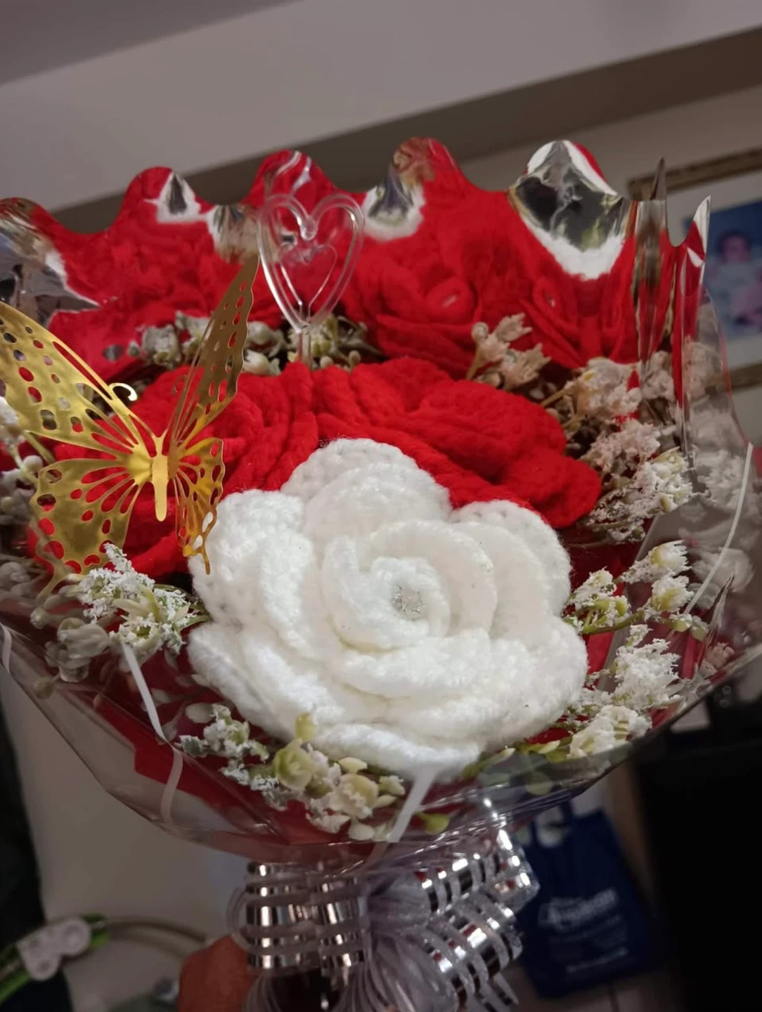 Crocheted Rose Bouquet