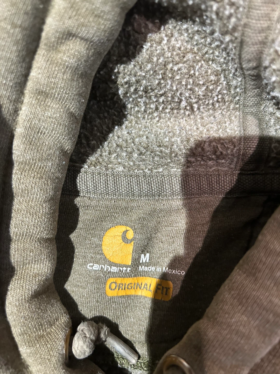 Carhartt "Proud Kid of the PB&J Show" Hoodie - Size M - photo 4