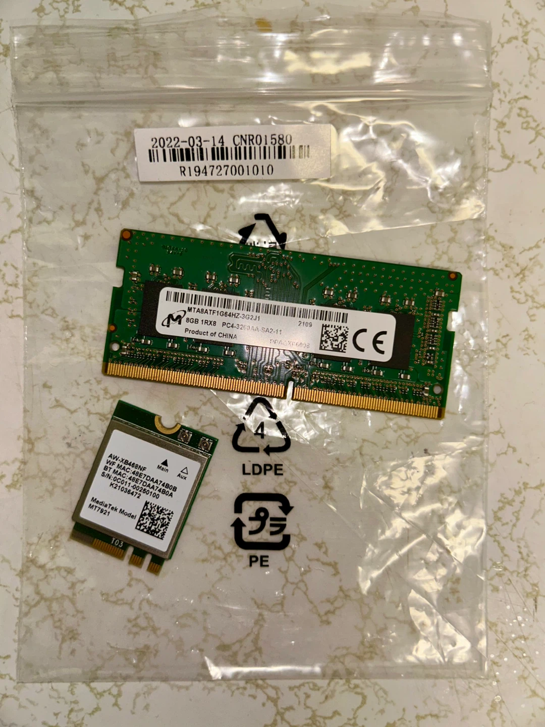 8GB DDR4 3200 Laptop RAM Stick + BONUS MediaTek Wi-Fi Card