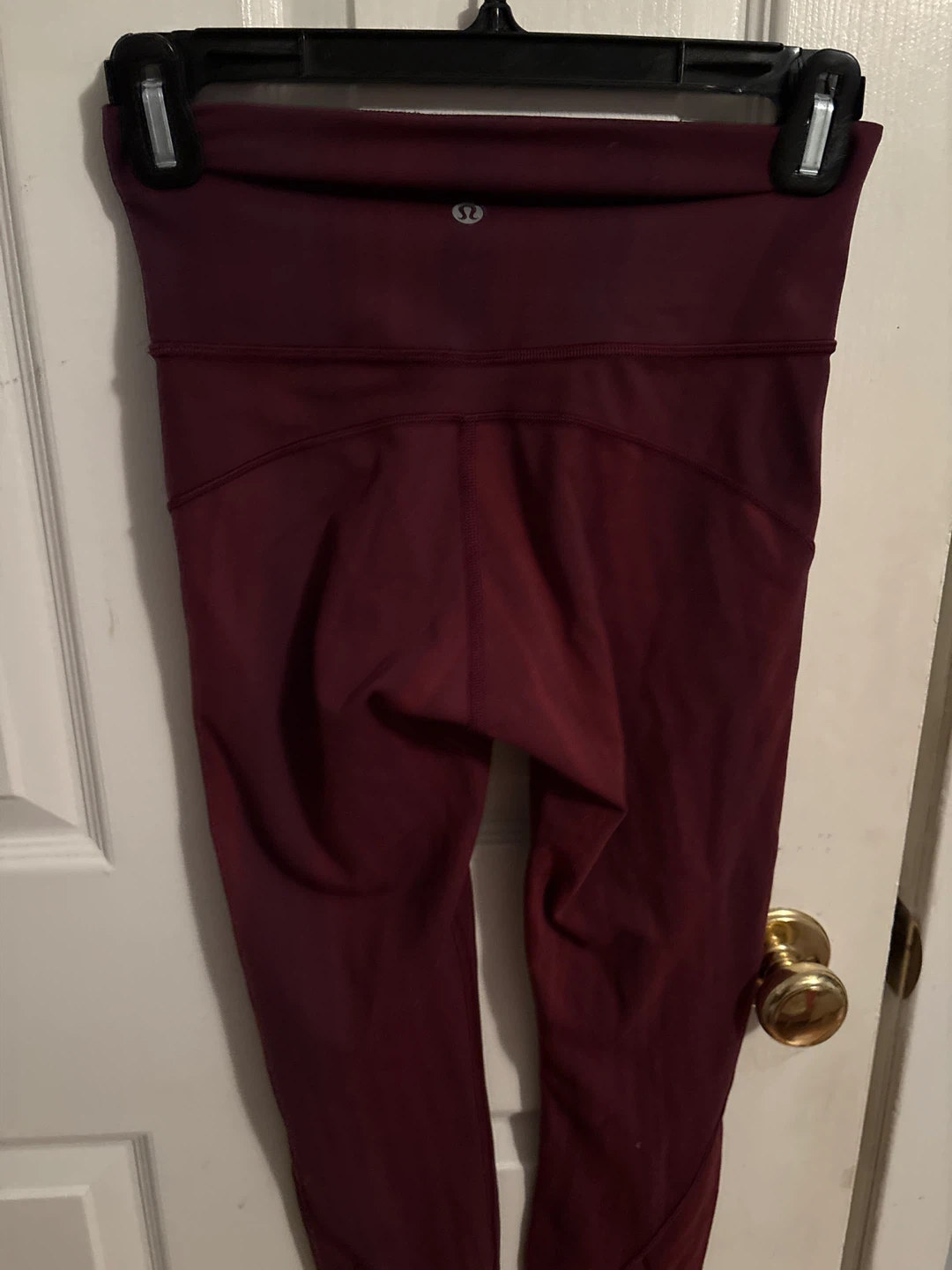 Lululemon linear spray dye white garnet movement size 4 tight 25 - photo 2