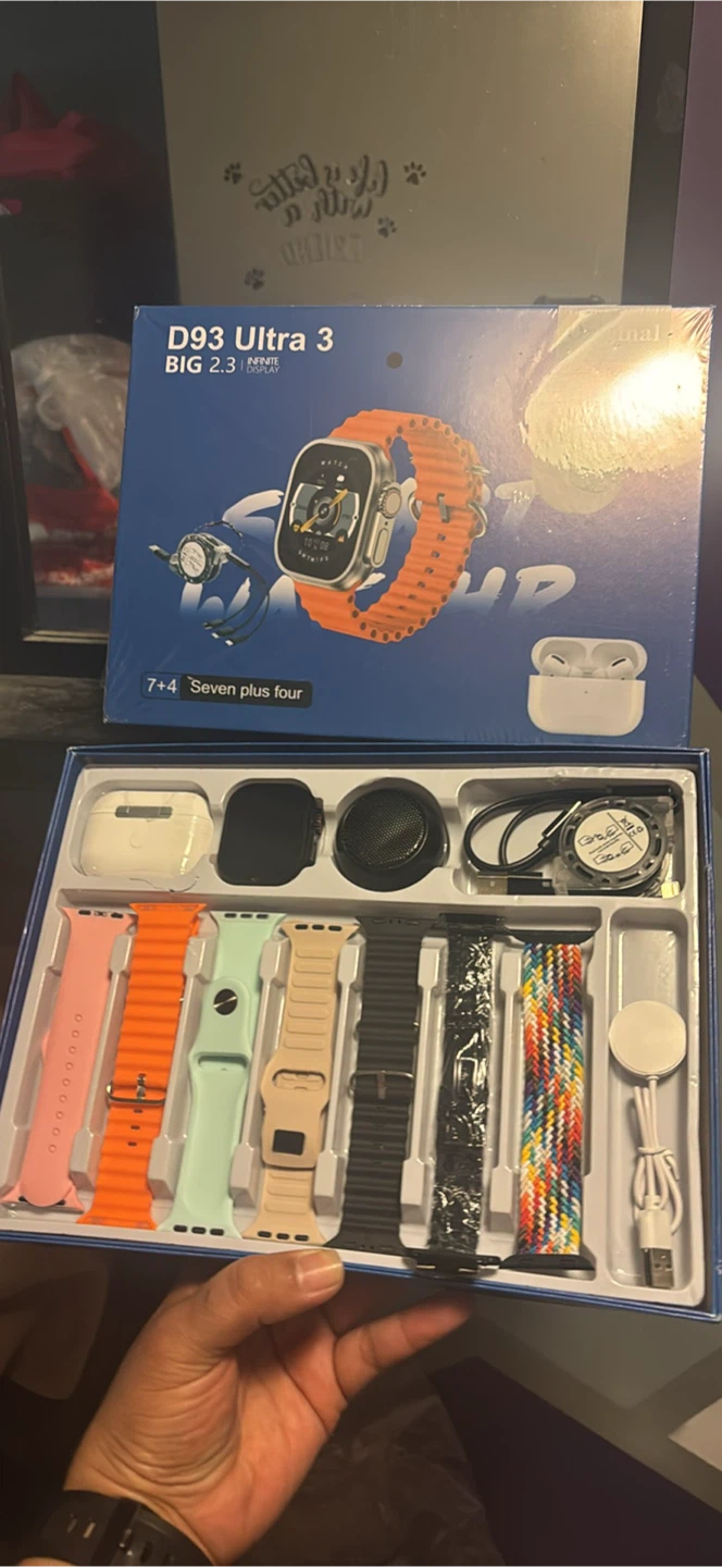 D93 Ultra 3 Smartwatch with Multiple Bands and Earbuds