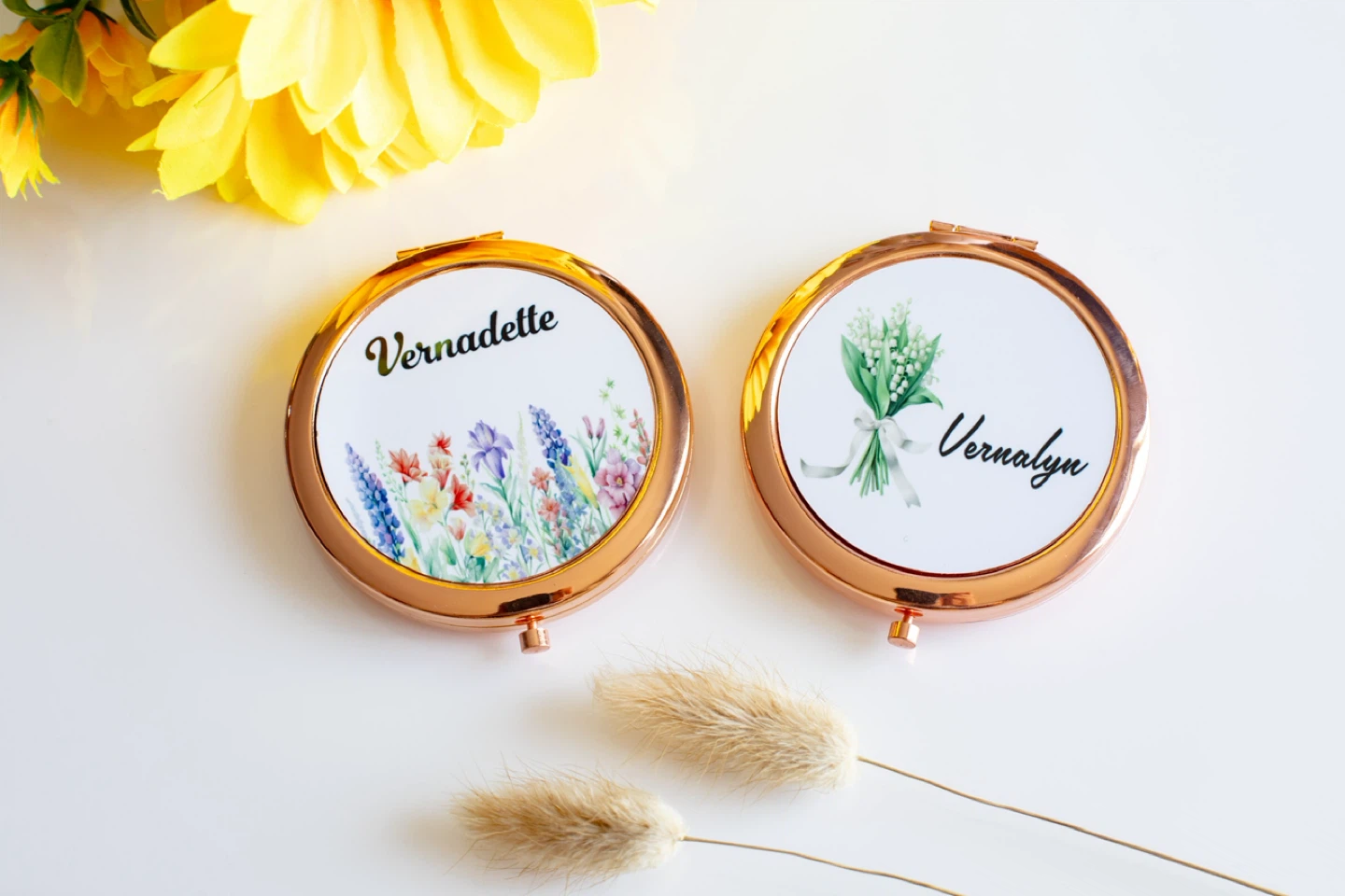 Personalized Compact Mirror