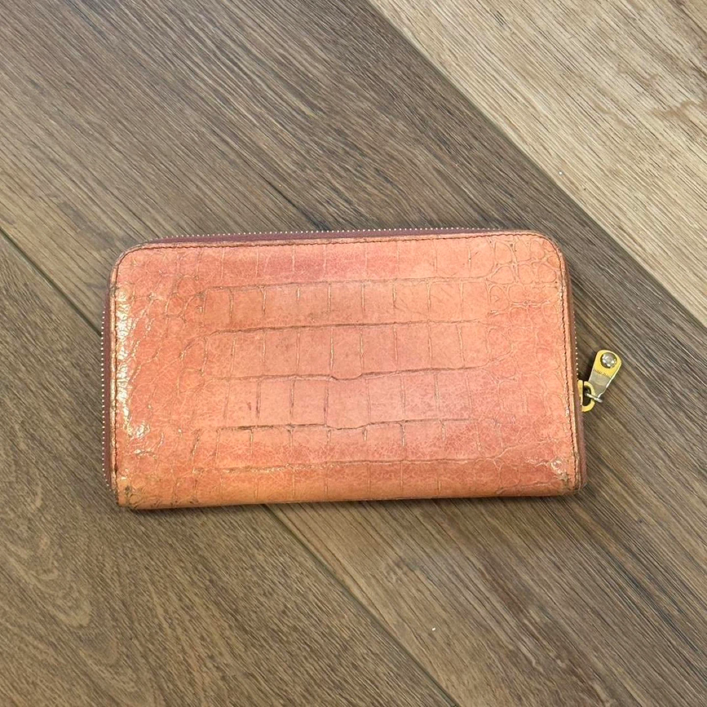 Miu Miu Pink Crocodile Embossed Leather Wallet - photo 2
