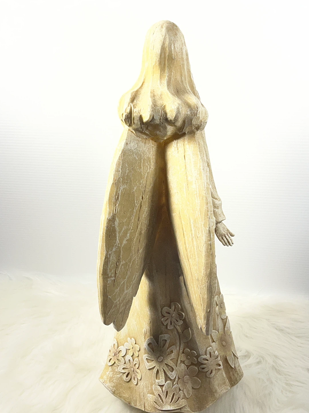 Decorative Angel Figurine with Floral Accents - photo 5