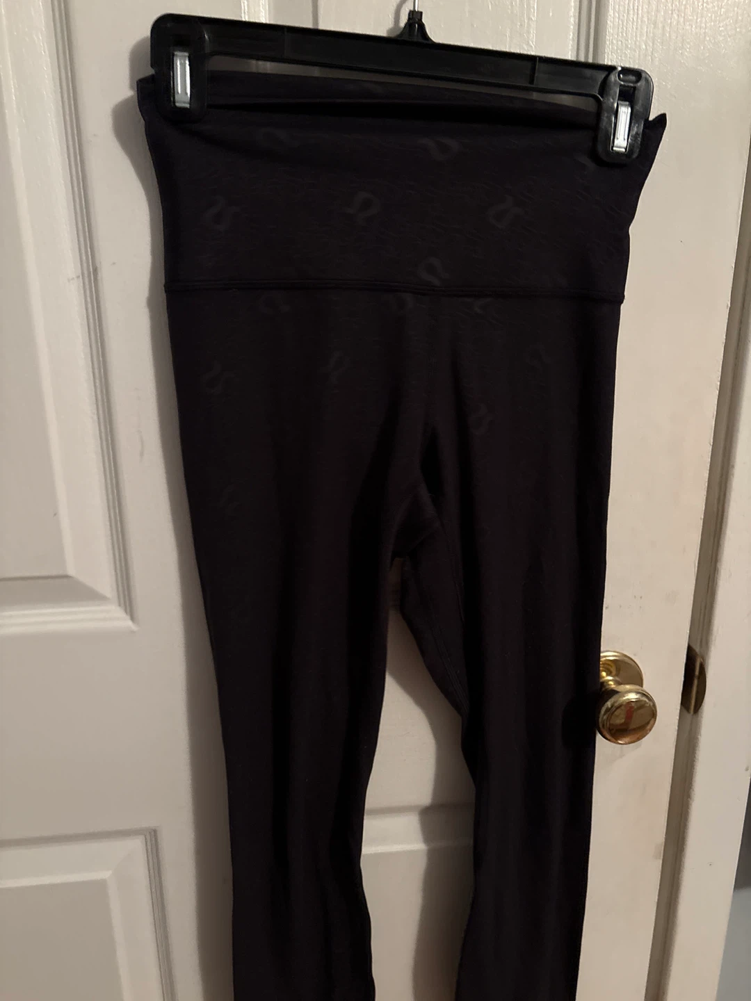 Lululemon Black Leggings logo size 4 tight 25