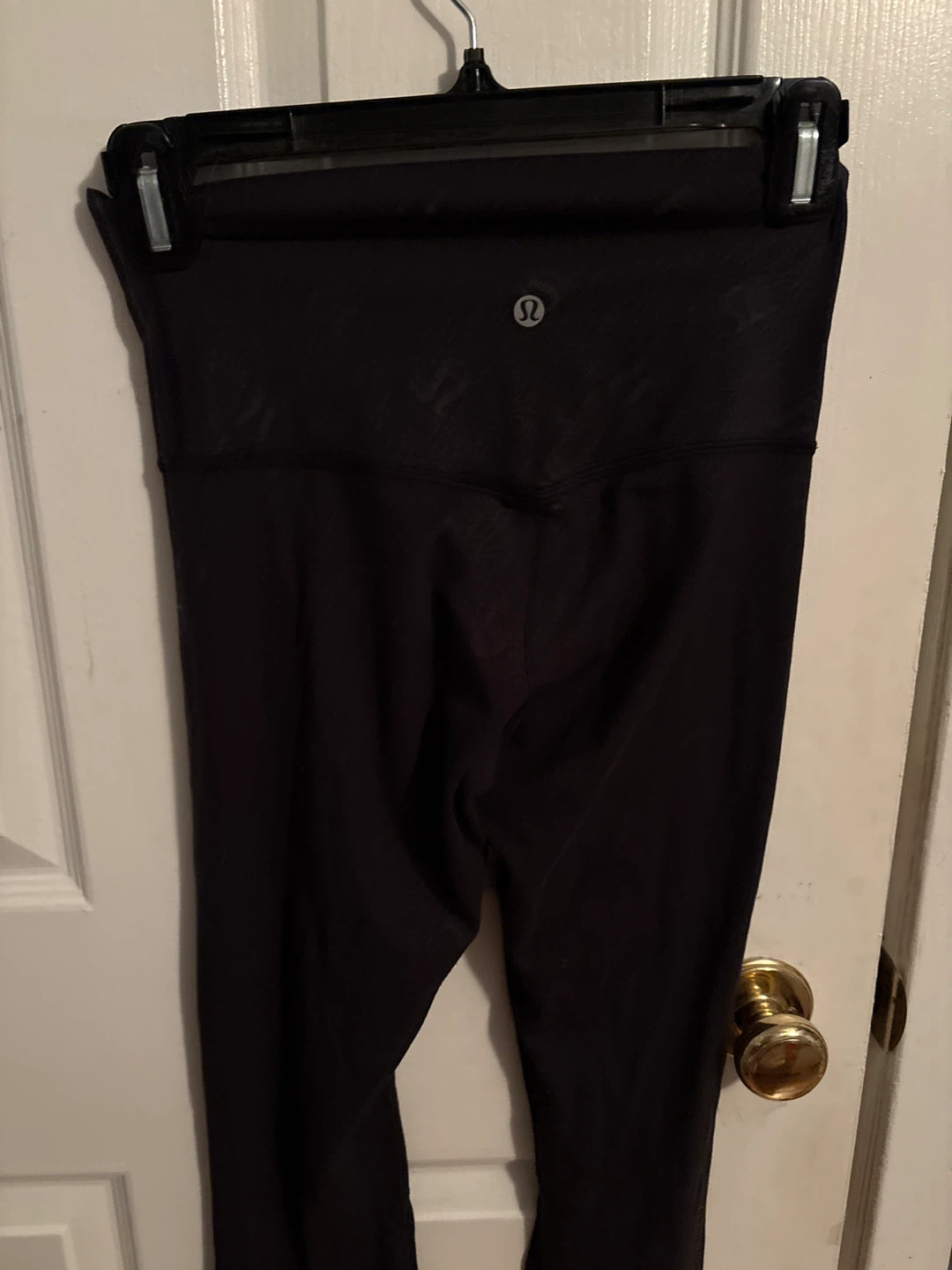 Lululemon Black Leggings logo size 4 tight 25 - photo 2