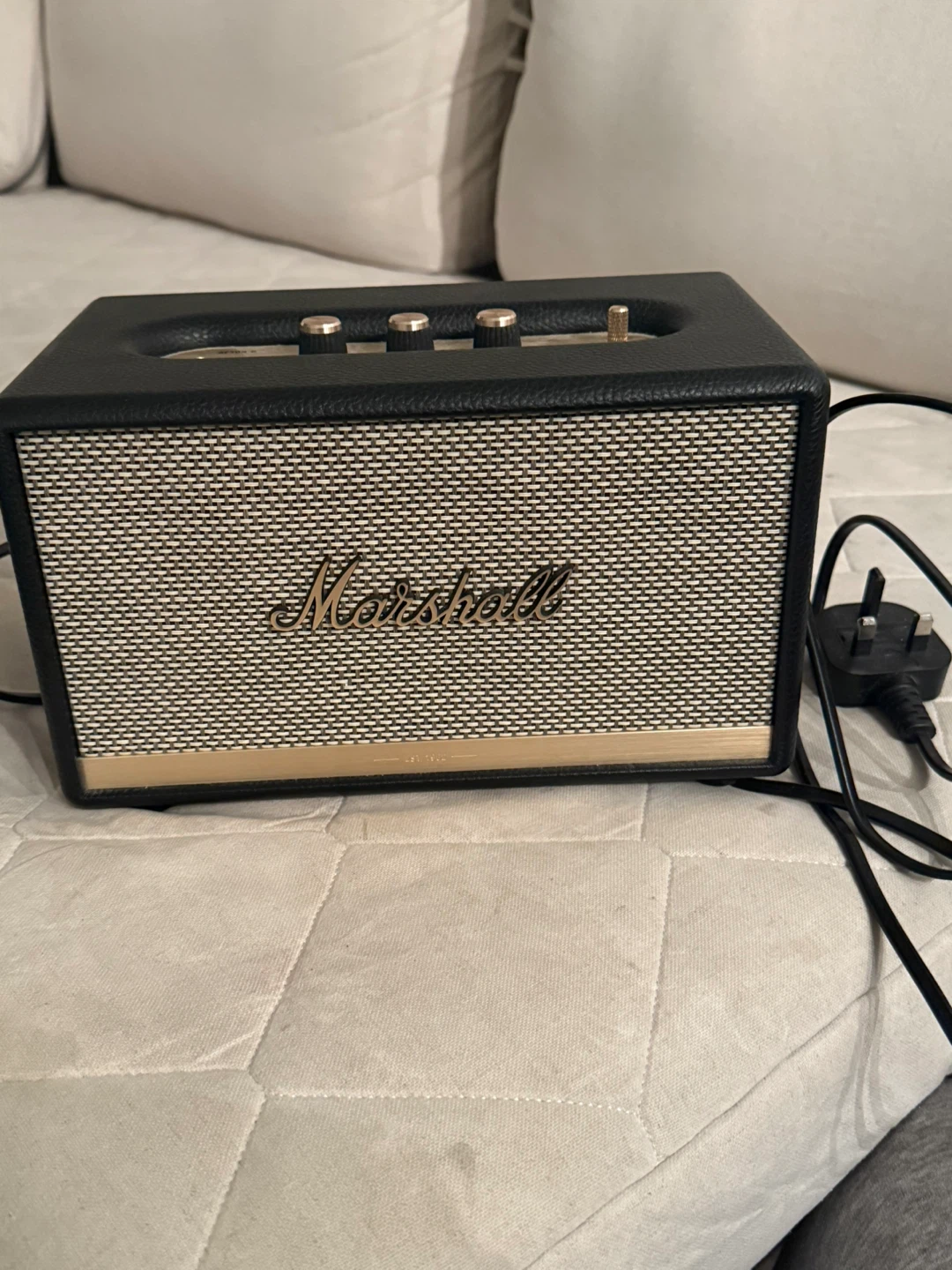 Marshall Portable Bluetooth Speaker （sold)