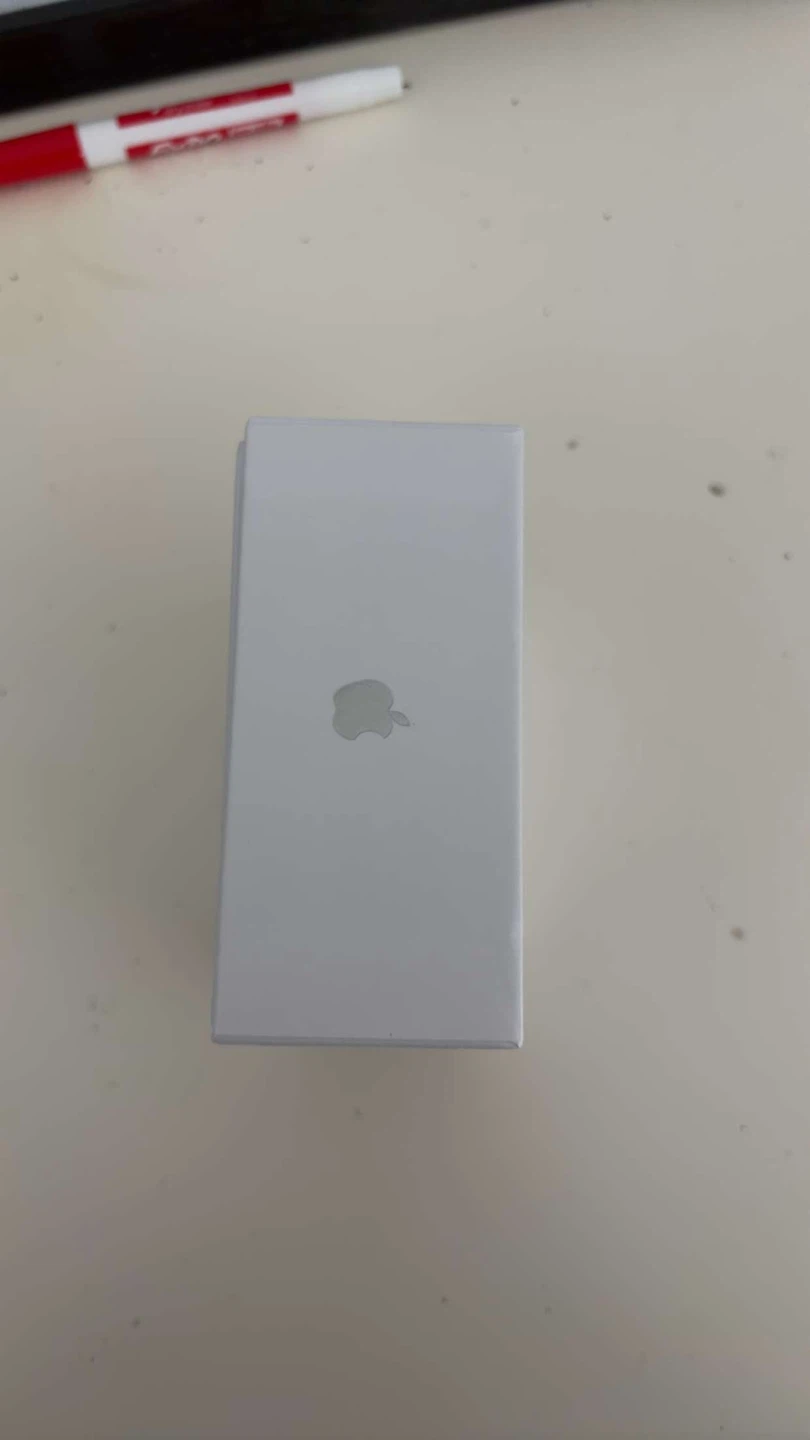Apple AirPods Pro (2nd generation) with MagSafe Charging Case - photo 4