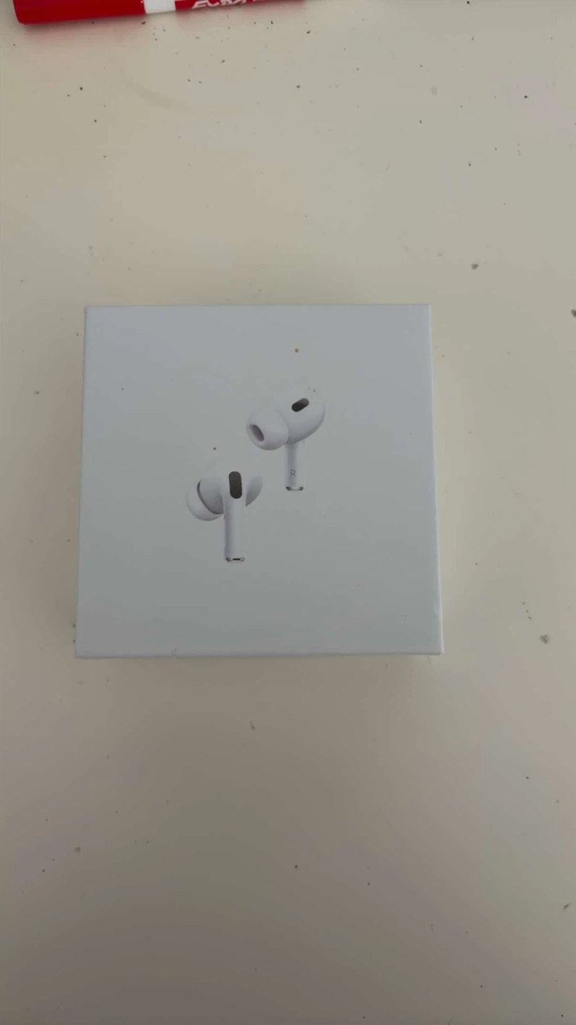 Apple AirPods Pro (2nd generation) with MagSafe Charging Case