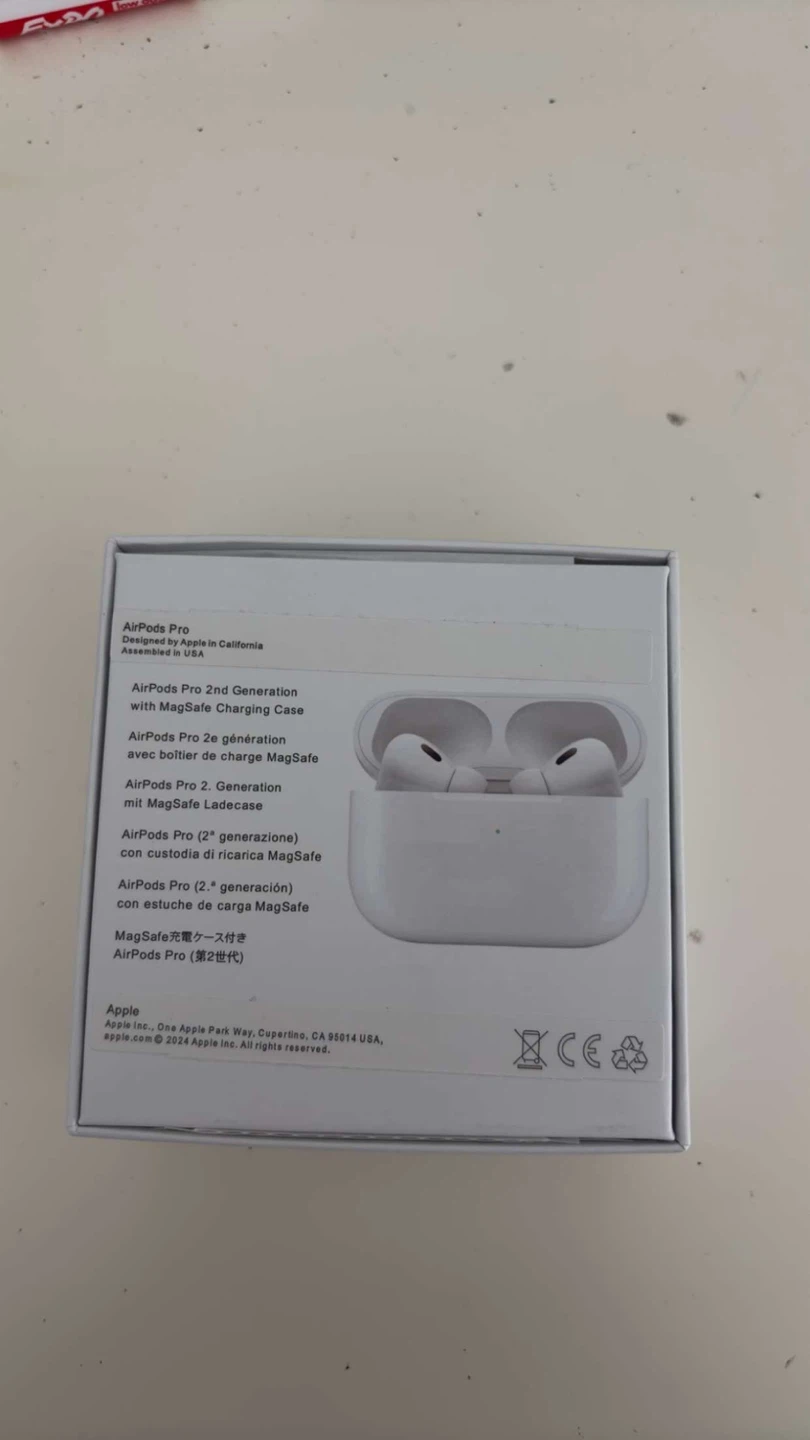 Apple AirPods Pro (2nd generation) with MagSafe Charging Case - photo 2