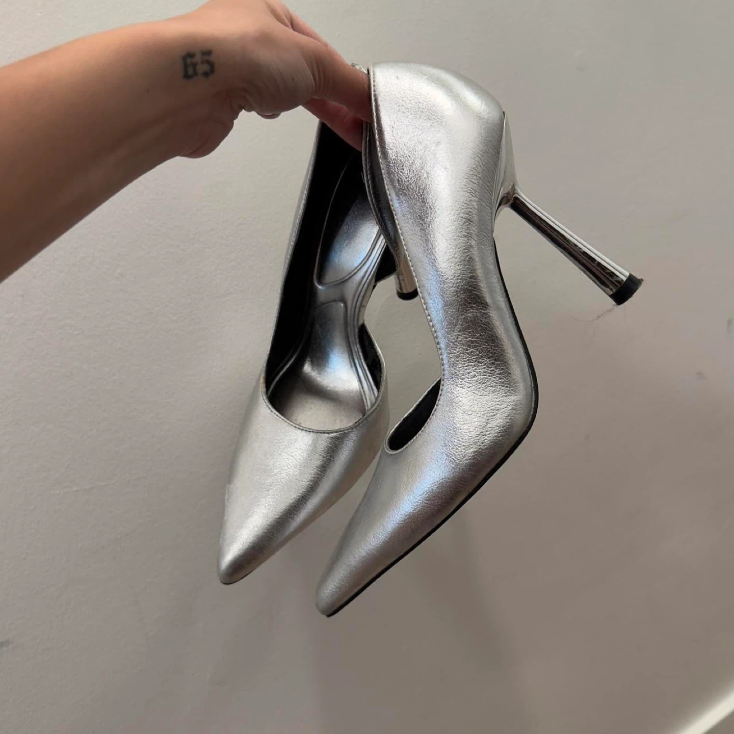Zara Silver Pointed Toe Heels - Size 37 - photo 2