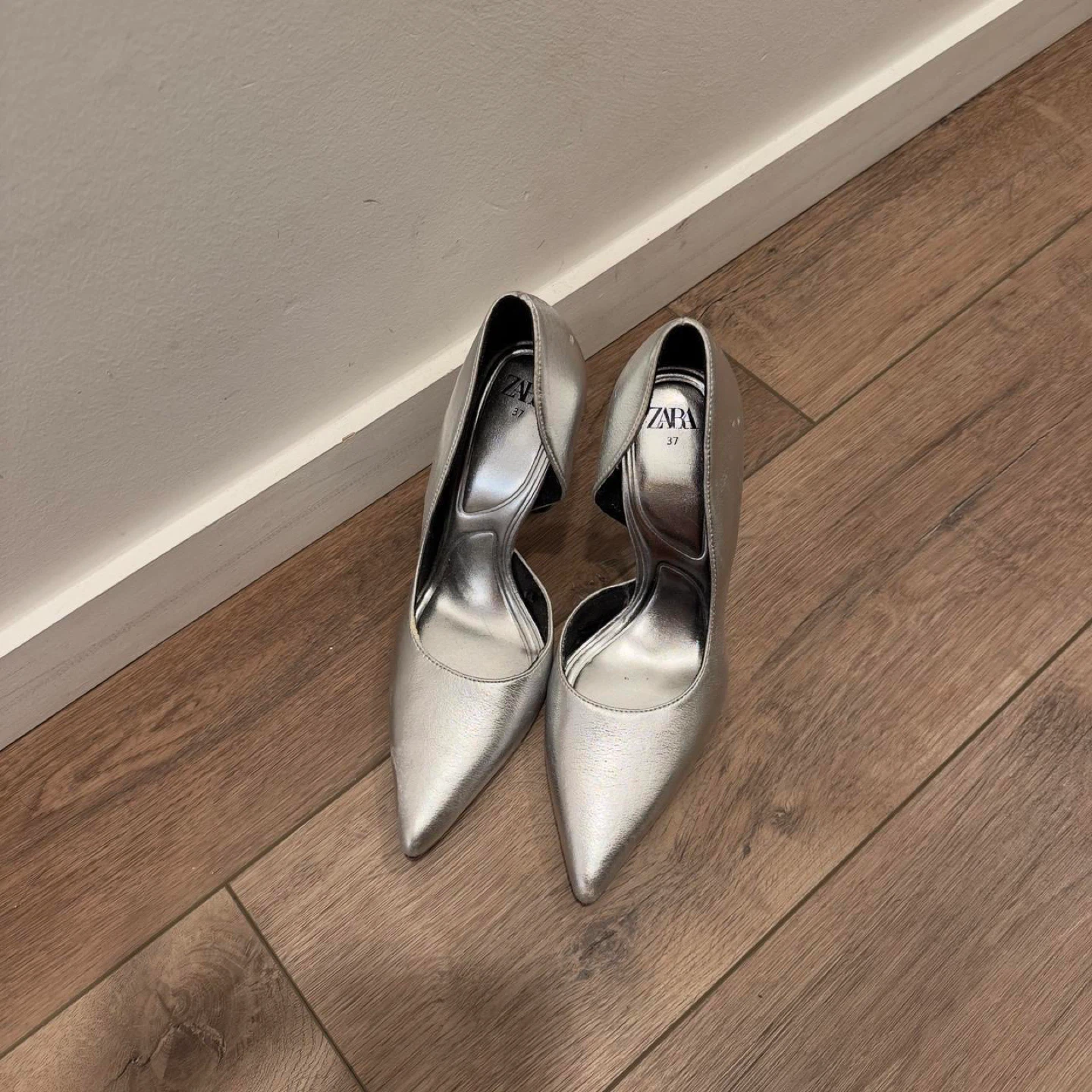 Zara Silver Pointed Toe Heels - Size 37 - photo 3