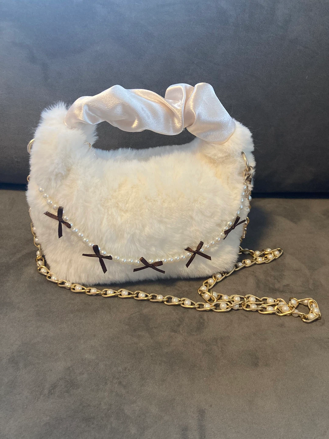 Flower Knows Fluffy White Purse