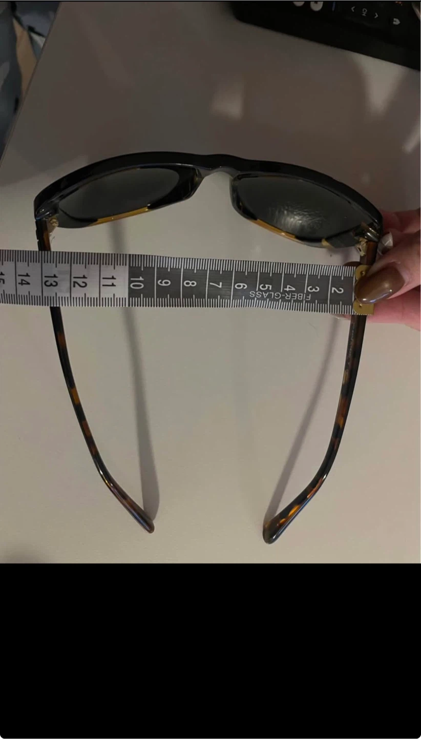 Coach Sunglasses HC 8202 (L1629) - photo 4