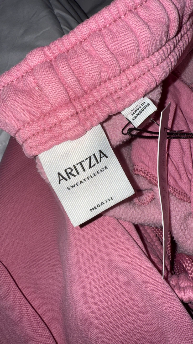 Aritzia Sweatfleece Vintage Frozen Berry - photo 4