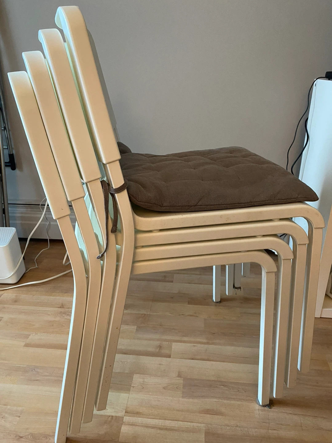 Set of 3 White IKEA Stackable Chairs - photo 3