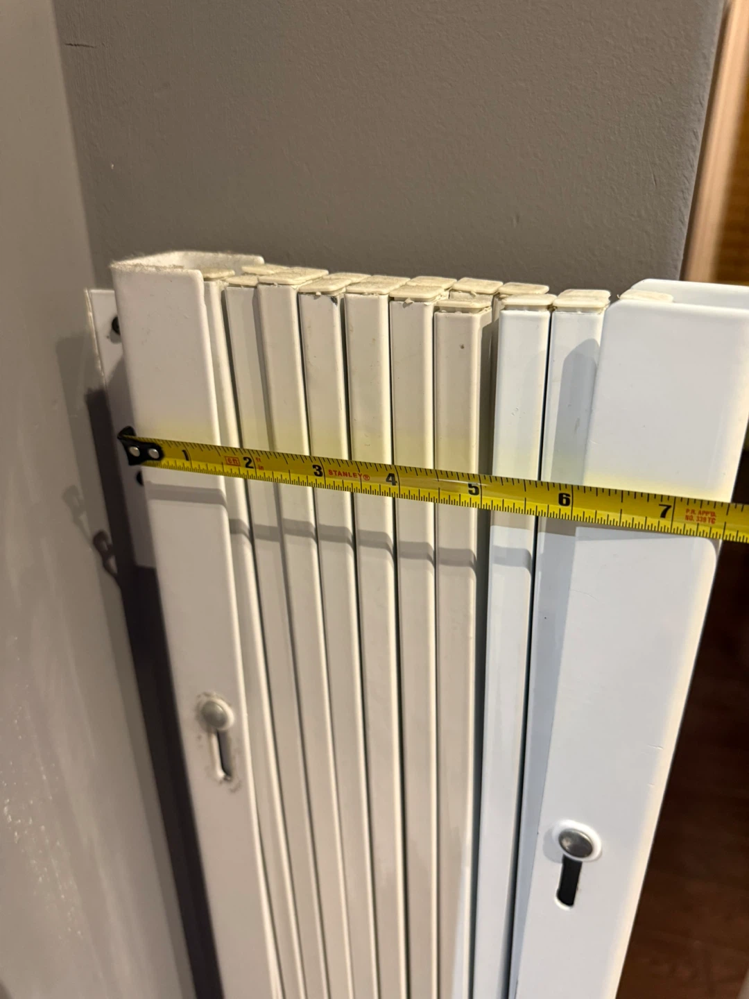 White Expandable Accordion Wall Mount Metal Gate 7.5-64 inch - photo 5