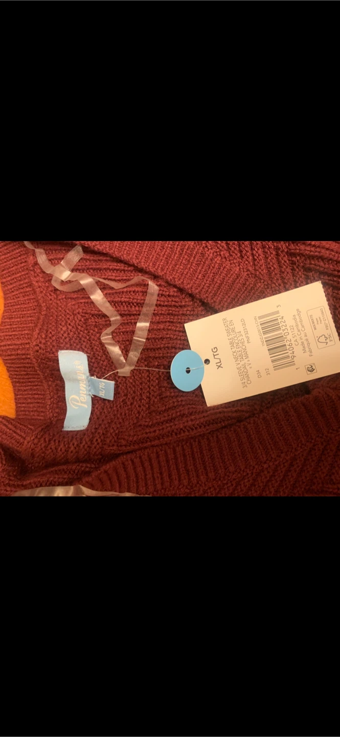 NEW.  Shelly & Jane V-Neck Sweater - Burgundy - XL - photo 2