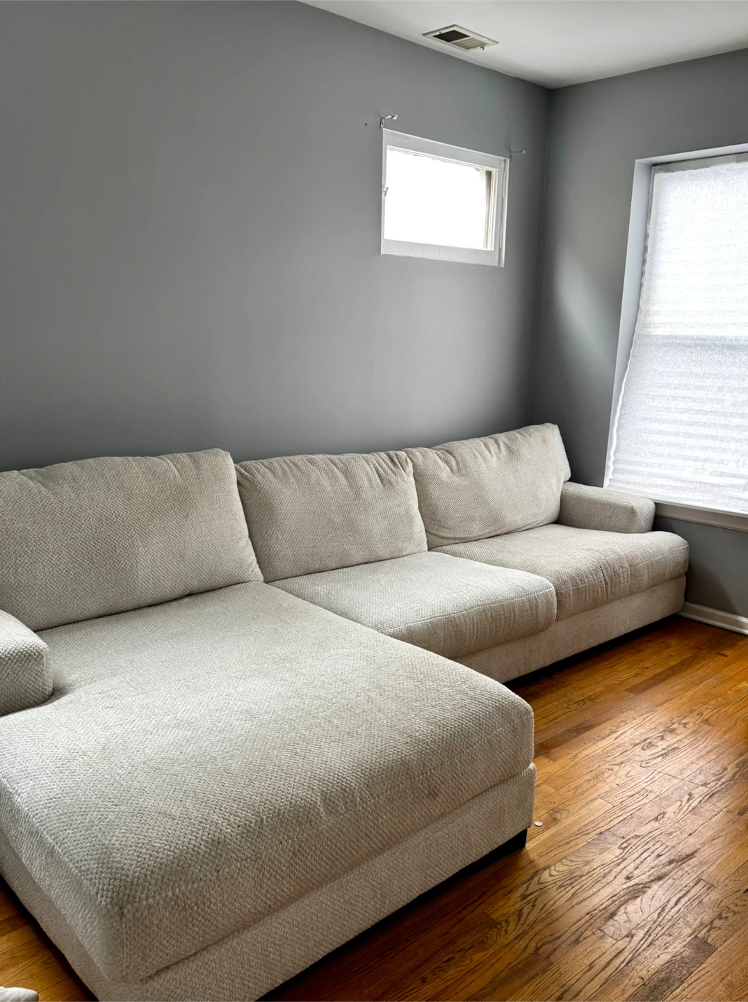 Ashley Furniture Zada 2-Piece Sectional with Chaise