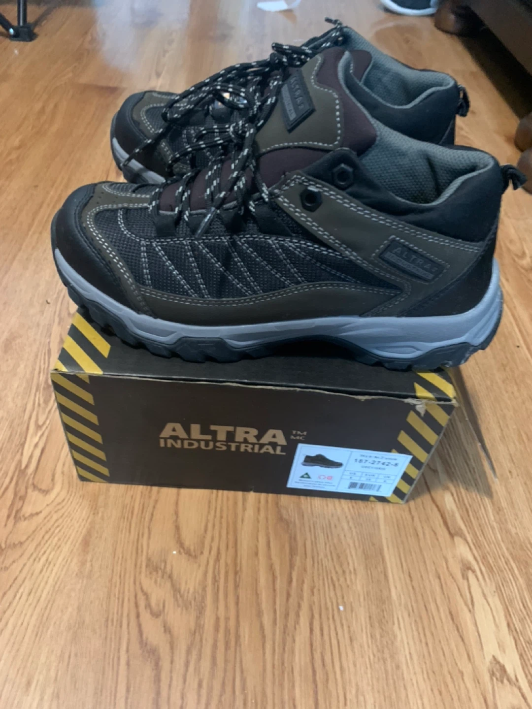 Woman hard boot