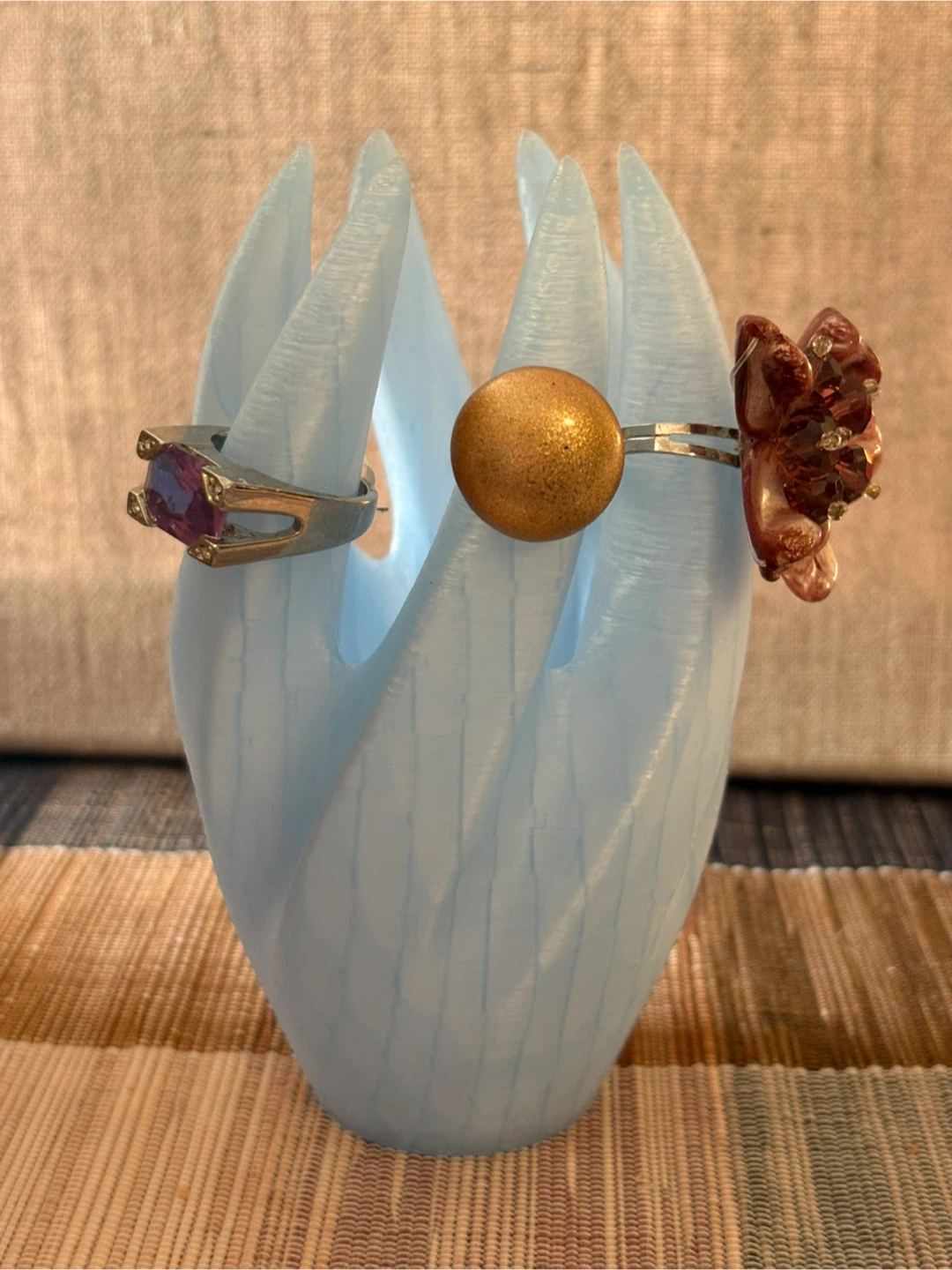 Blue modern ring holder, brand new - photo 3