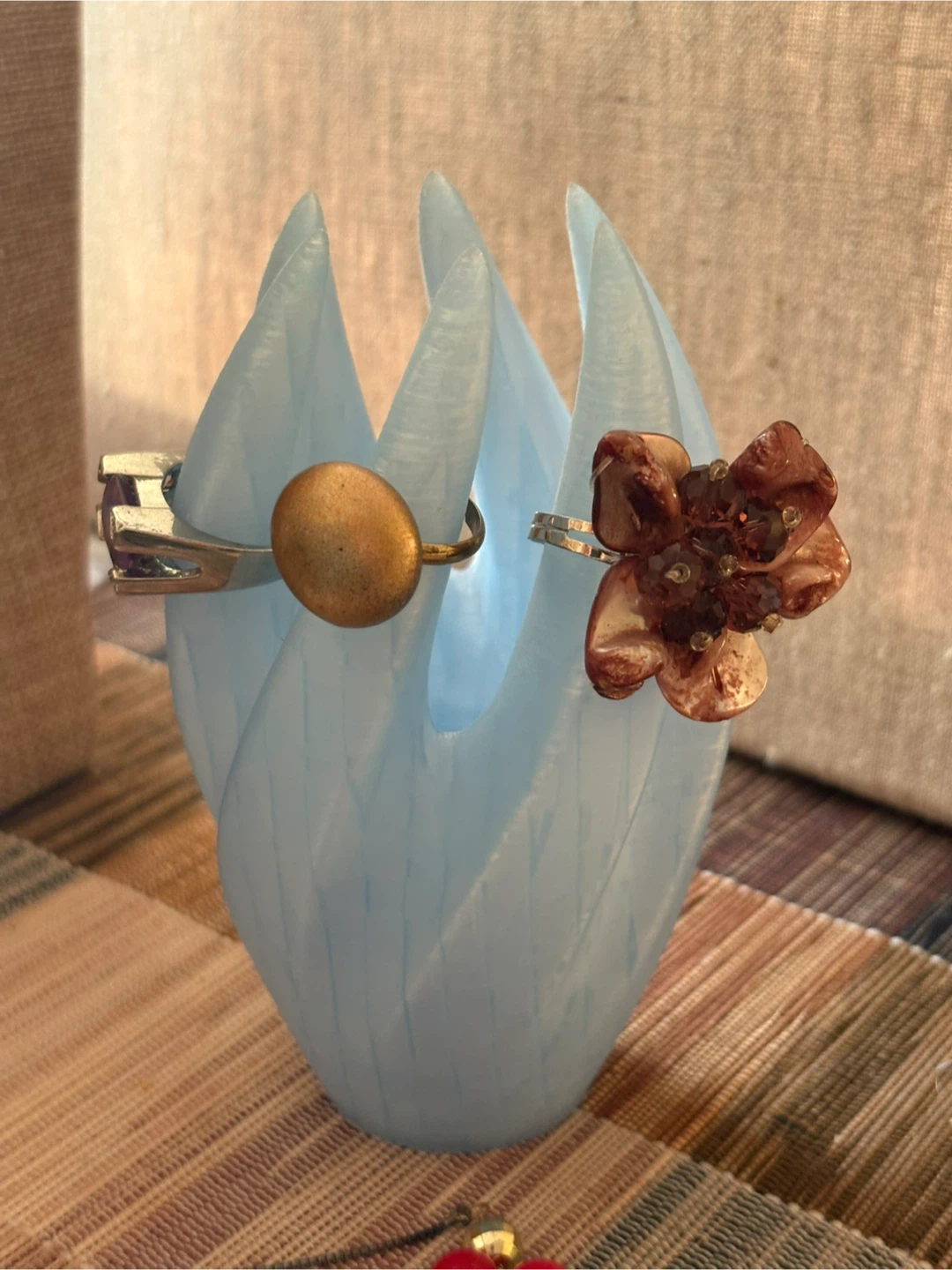 Blue modern ring holder, brand new - photo 2