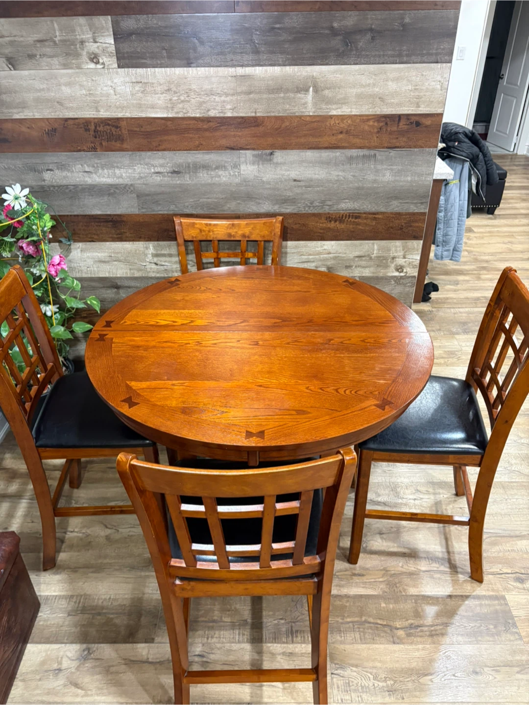 Solid Wood Round Dining Table with 6 Chairs - photo 2