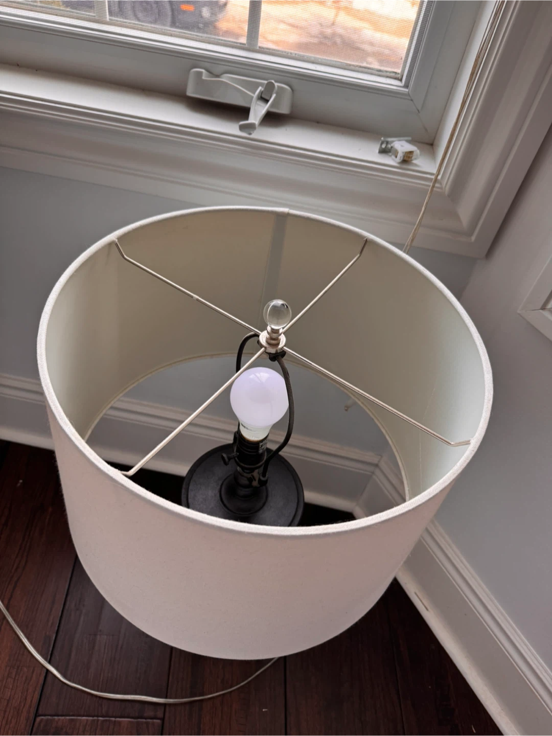 Pottery Barn mirrored Table Lamp - photo 2
