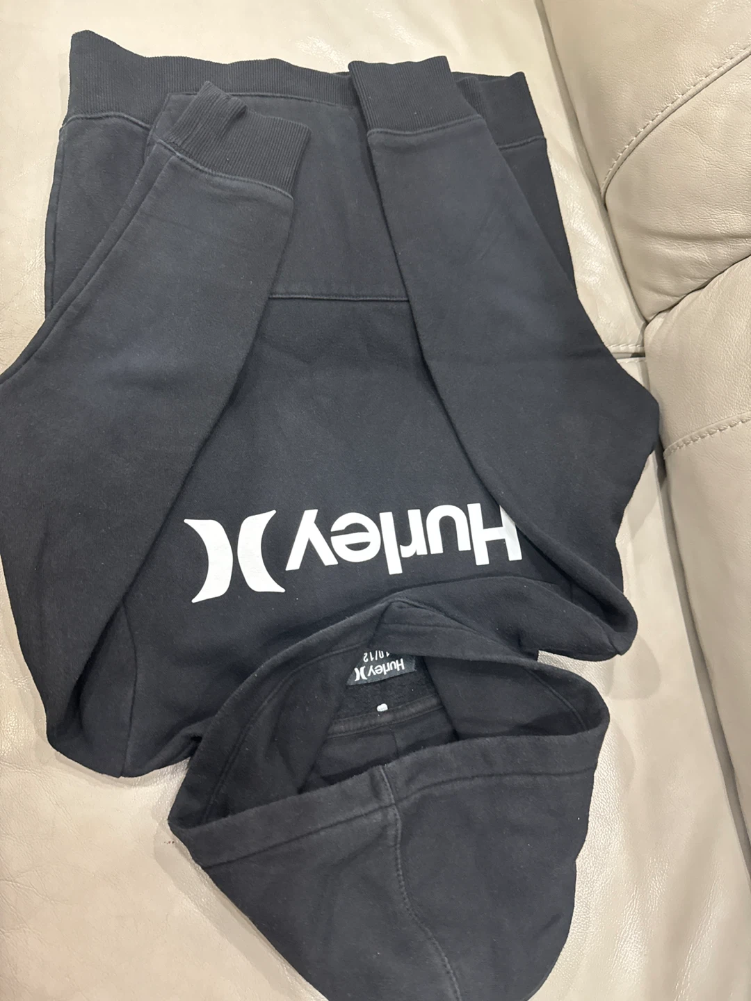Hurley kids Black Hoodie Size 10/12 - photo 2