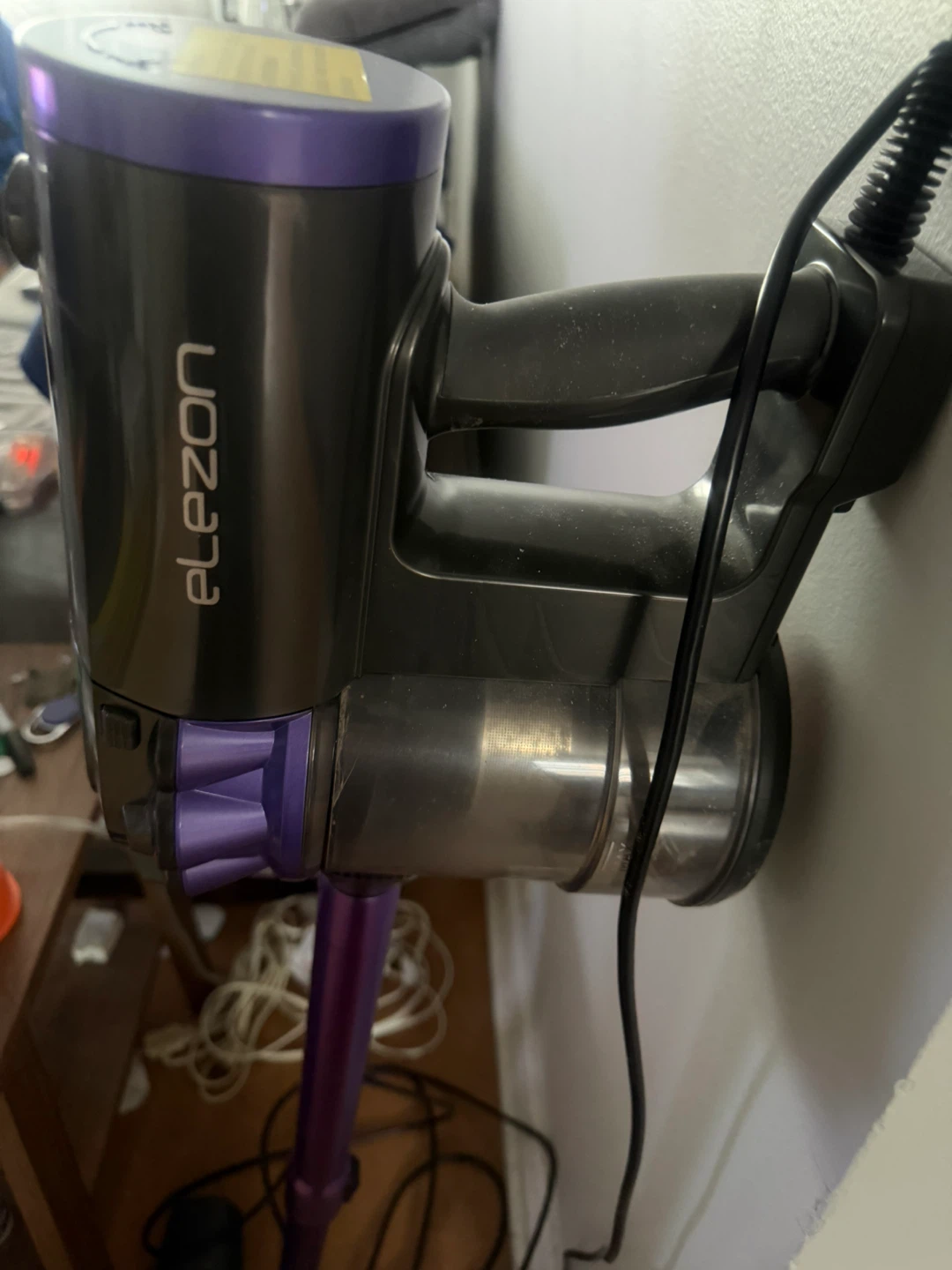 ELEZON Handheld Vacuum Cleaner - photo 2
