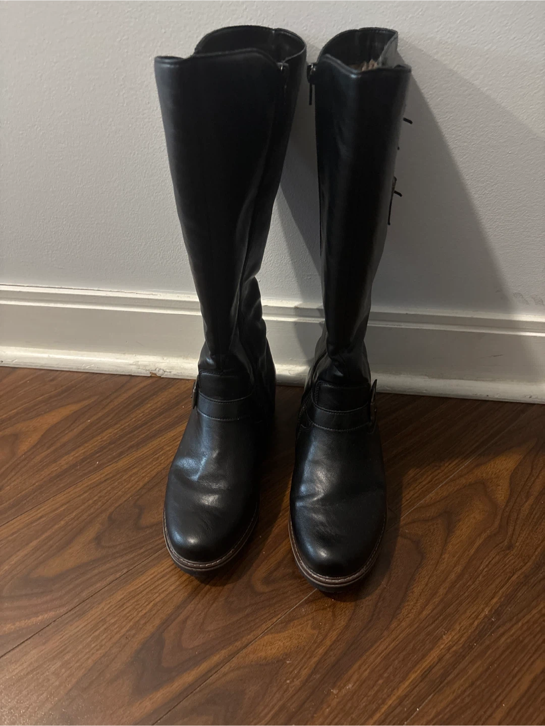 Knee-High Boots Size 39