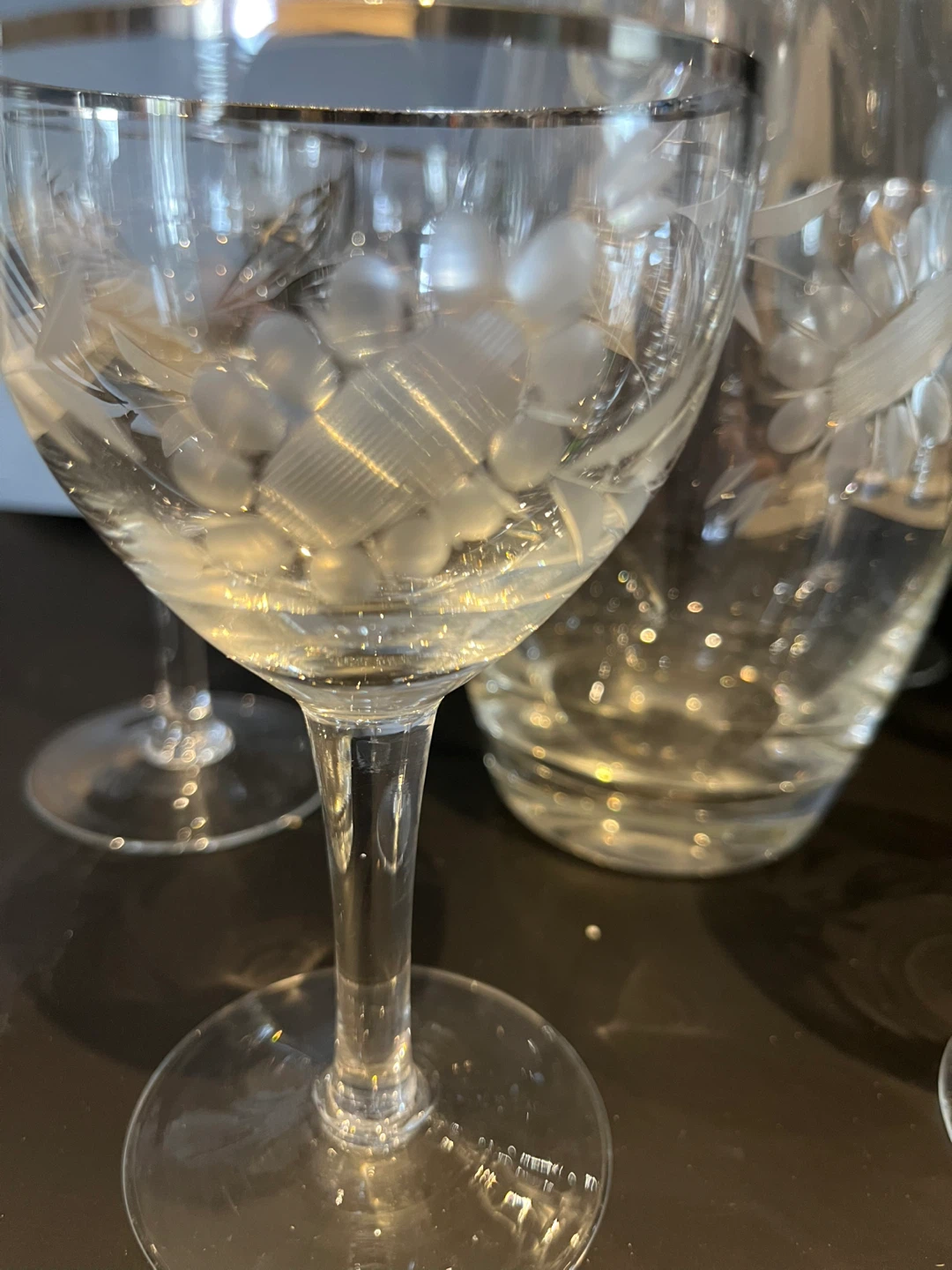 Vintage Glass Pitcher and 6 matching glasses - photo 4