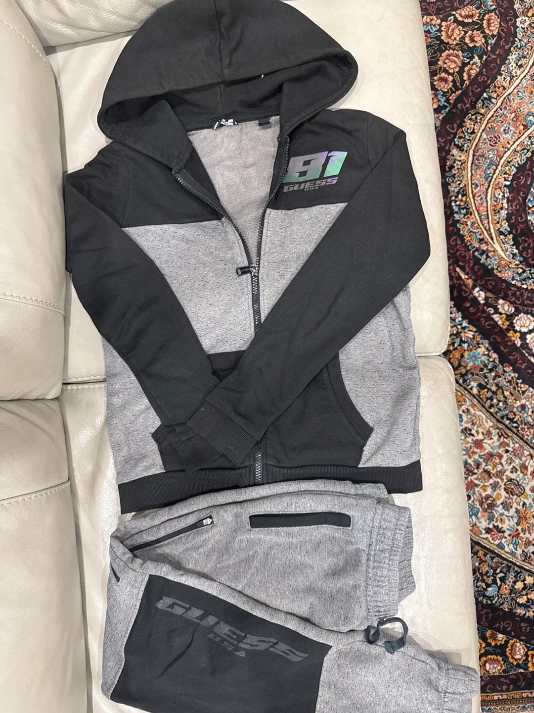 Kids Guess size 10/12  Set - Hoodie & Pants
