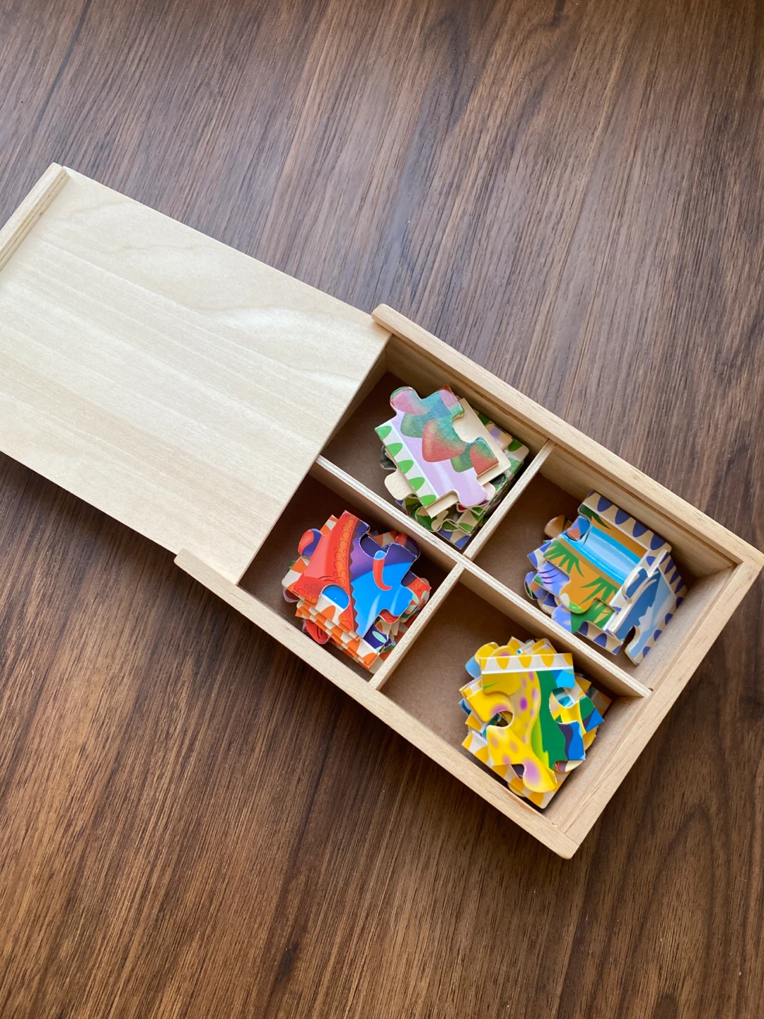 Melissa & Doug Wooden Puzzles in a Box - Dinosaurs