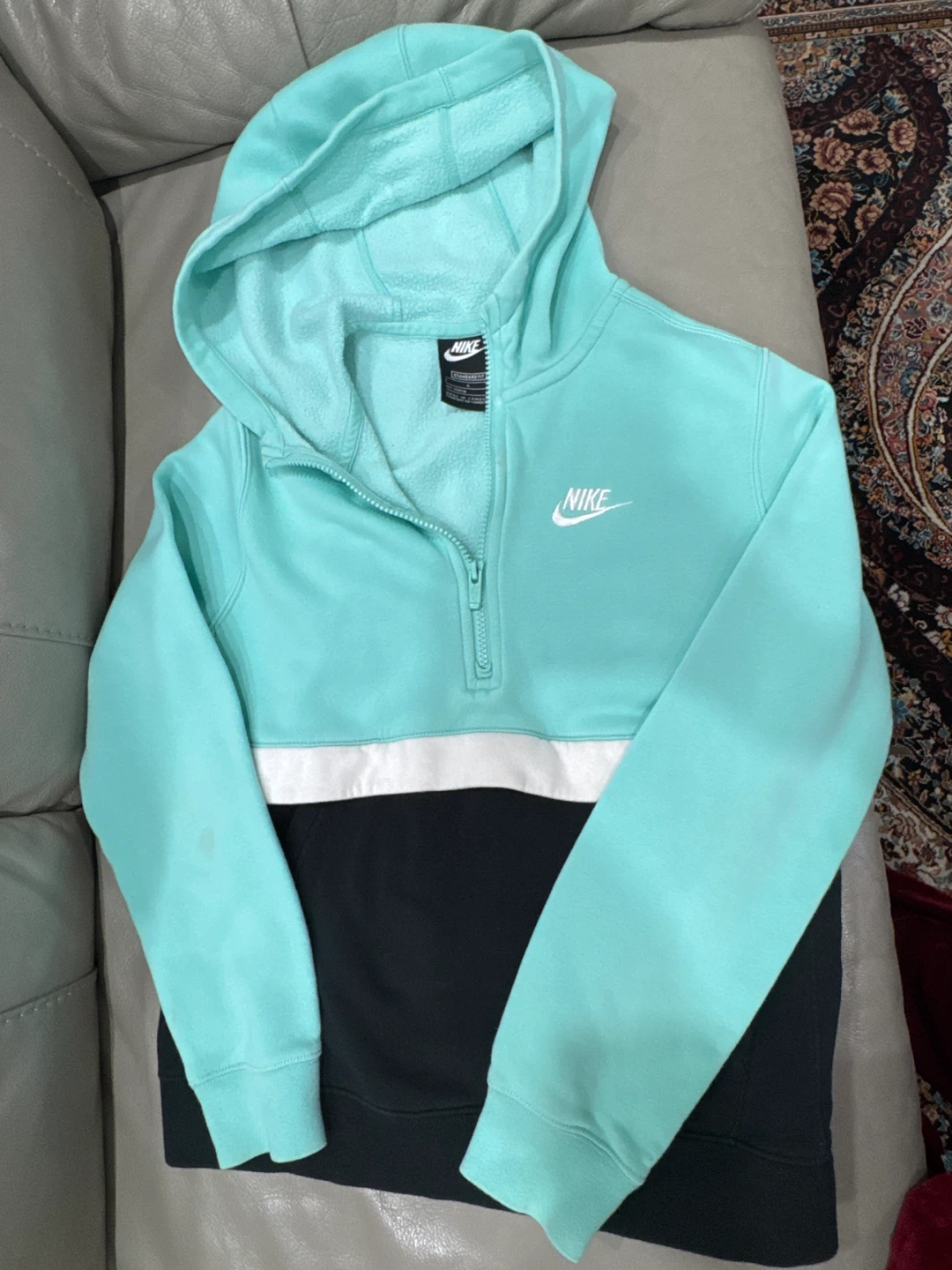 Kids Nike Hoodie size 10/12