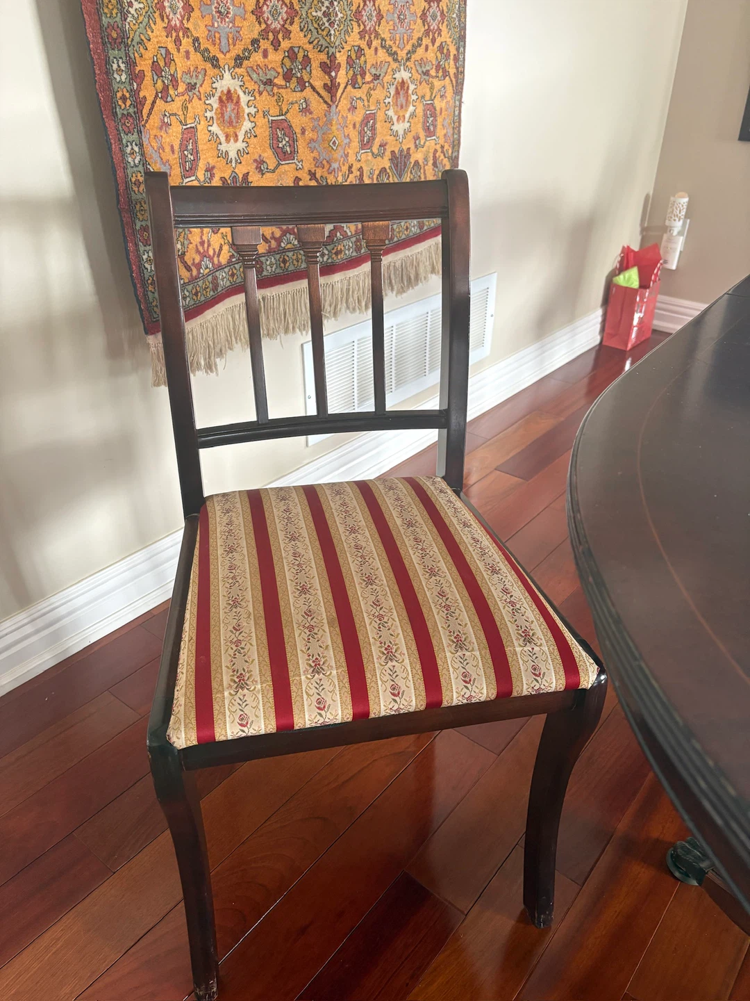 Formal Dining Table with 6 Chairs - photo 2