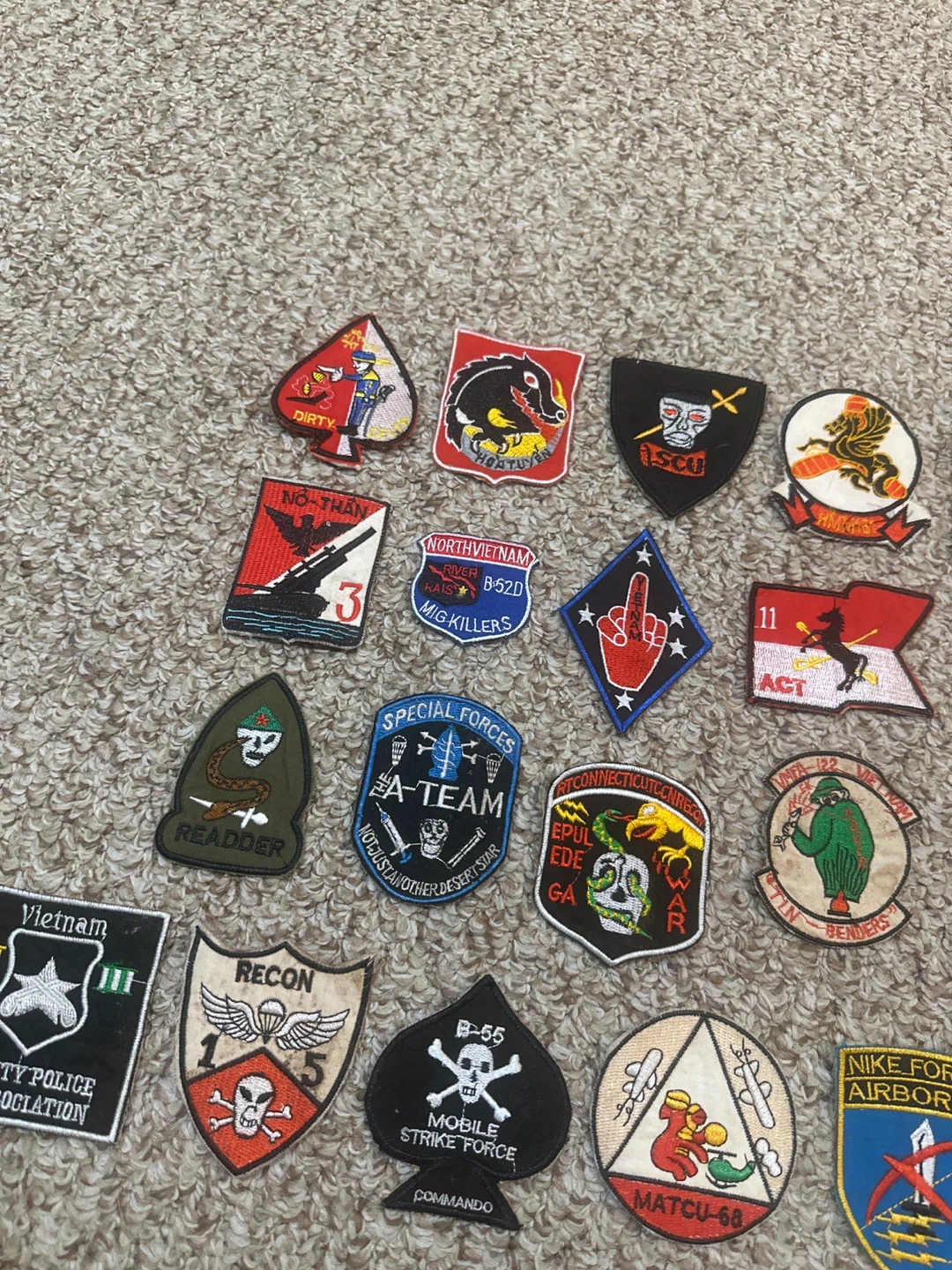 Vintage Vietnam War Era Embroidered Military Patches - photo 2