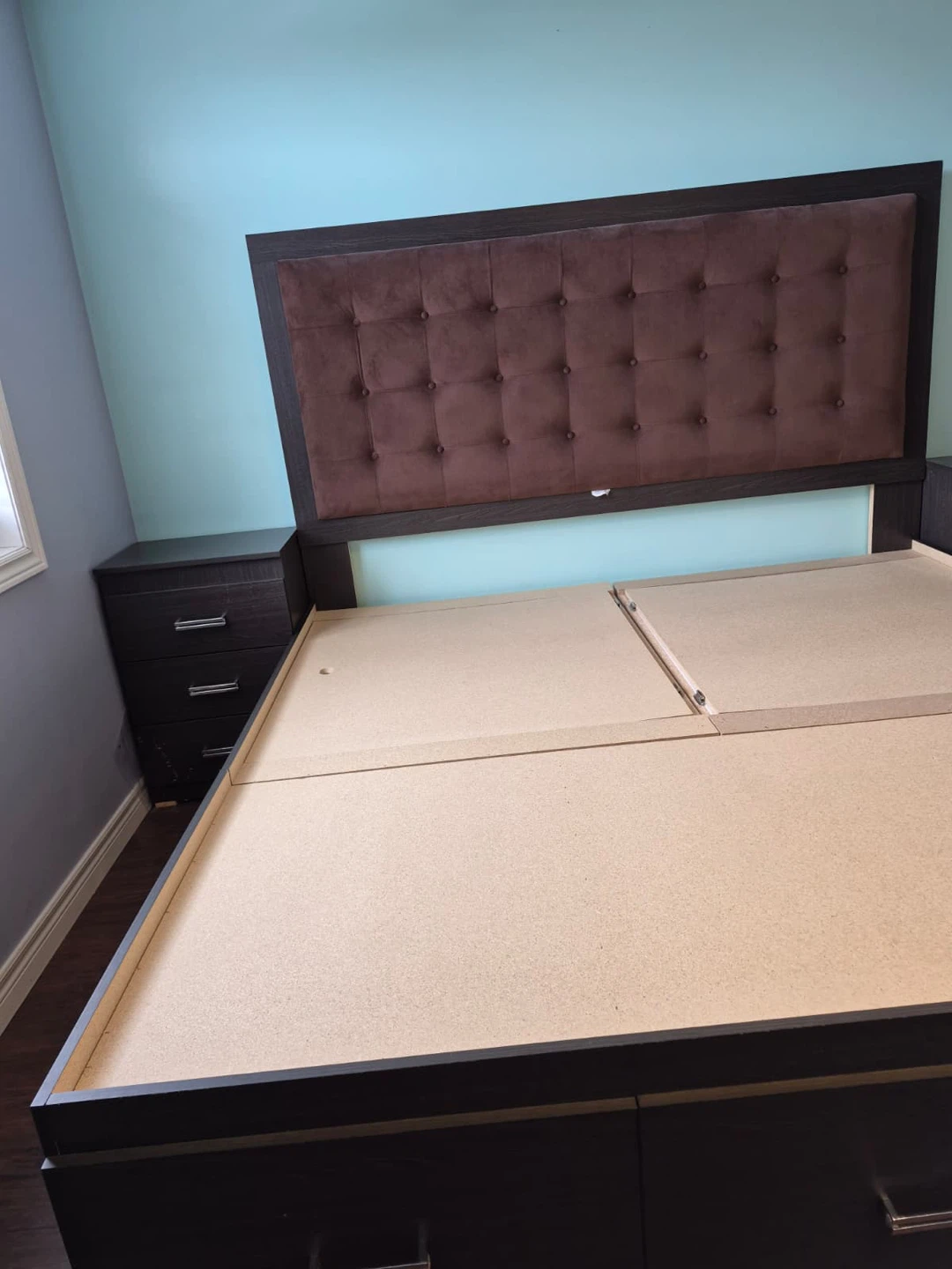 King Size Storage Bed without Mattress + 2 Nightstands (Modern) - photo 2