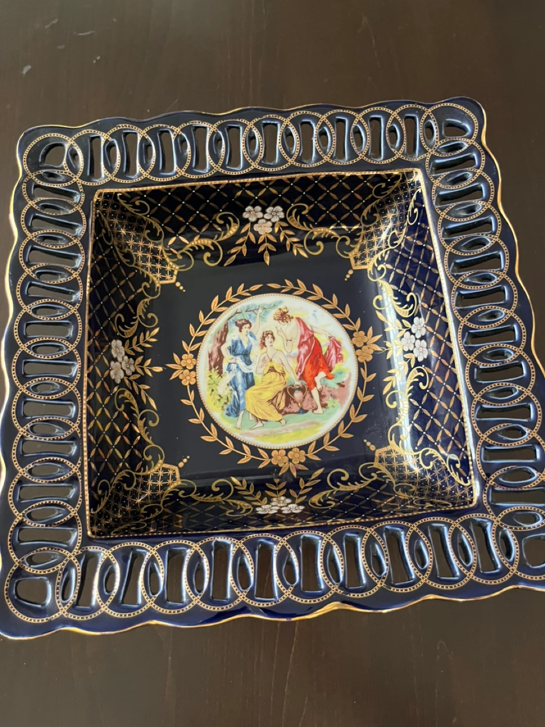 Porcelain Footed Bowl with 24K Gold Trim - photo 2