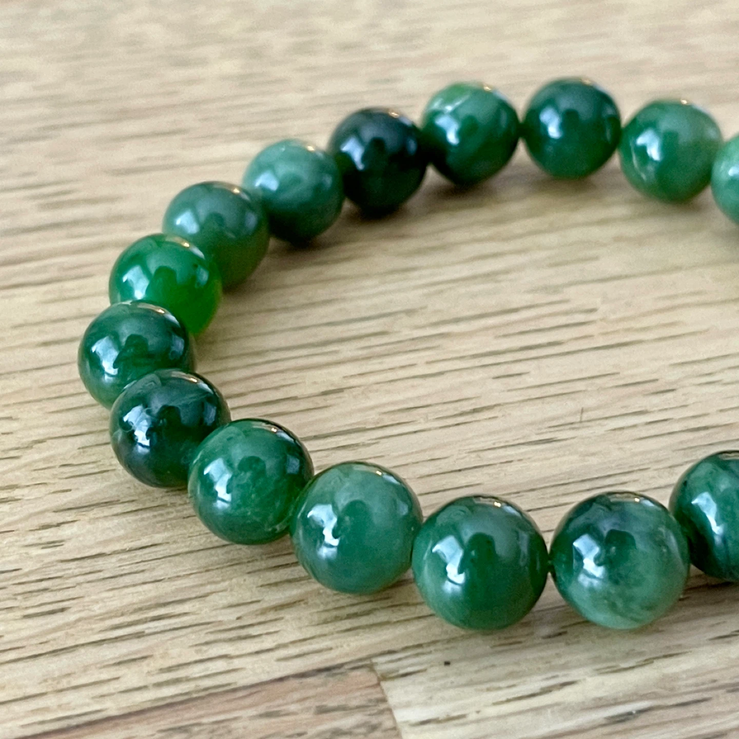 Canadian Nephrite Jade bracelet  (9.5mm bead) - Abundance Stone