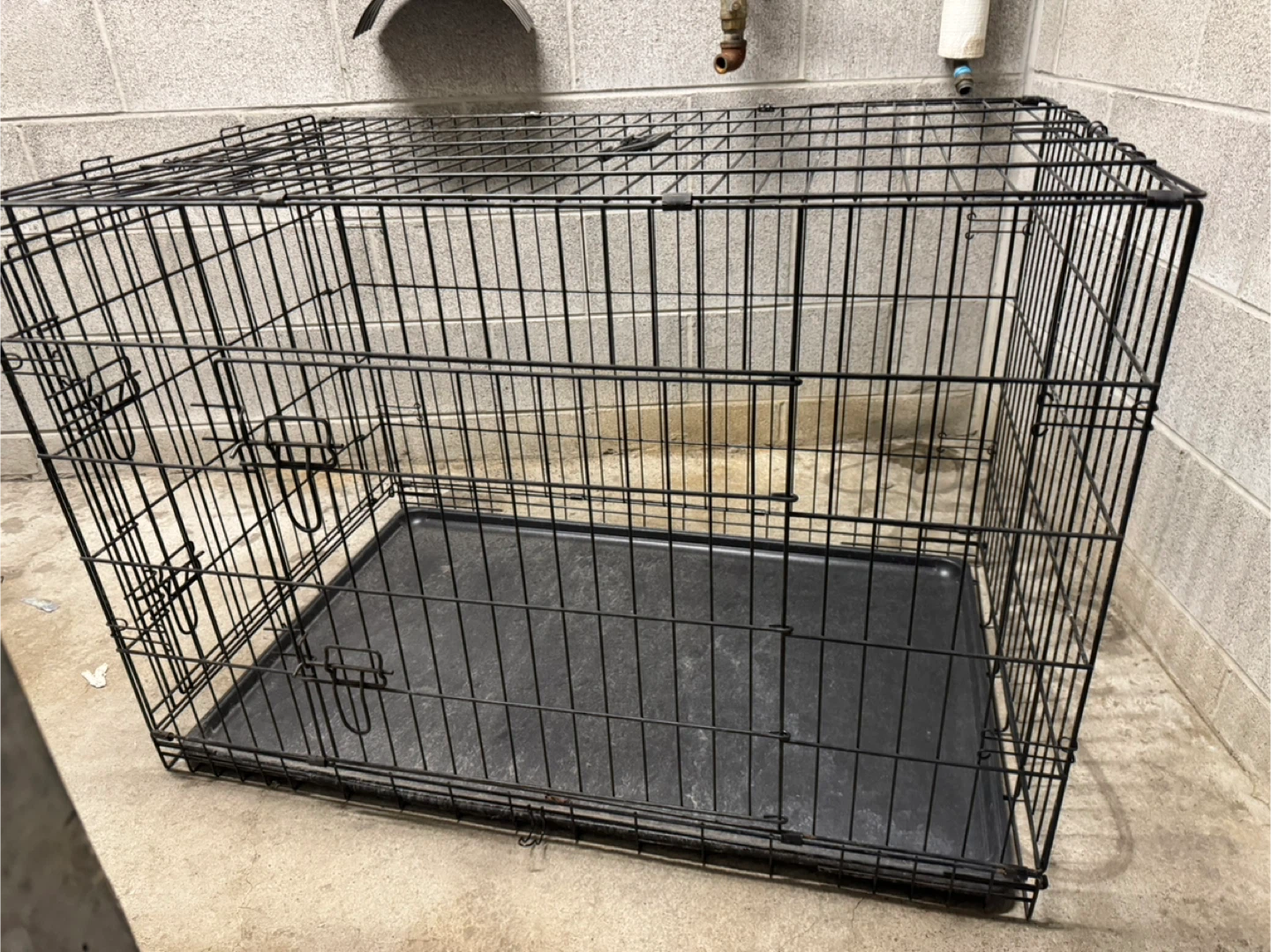 Wire Dog Crate with Tray - photo 2