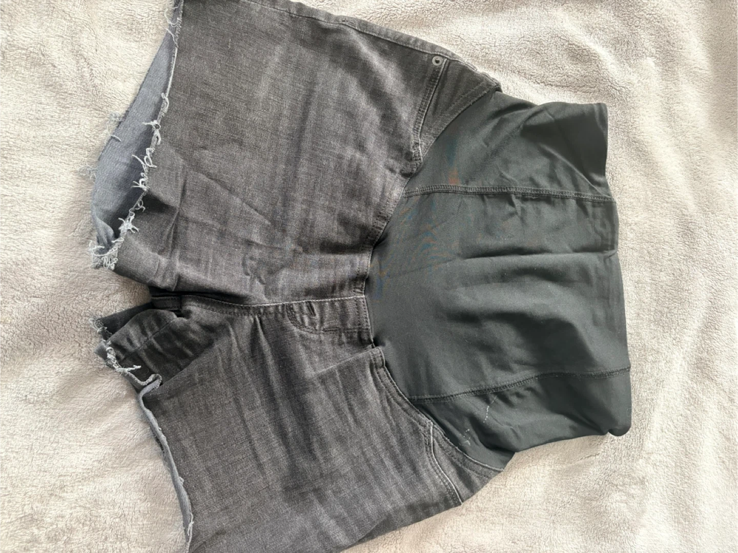 Maternity clothing - photo 5