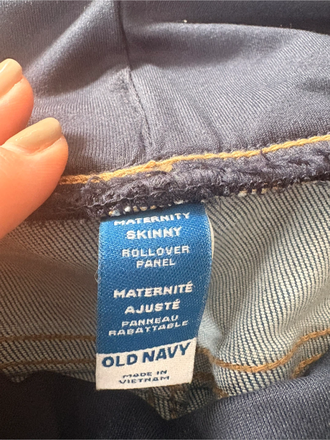 Maternity clothing - photo 2