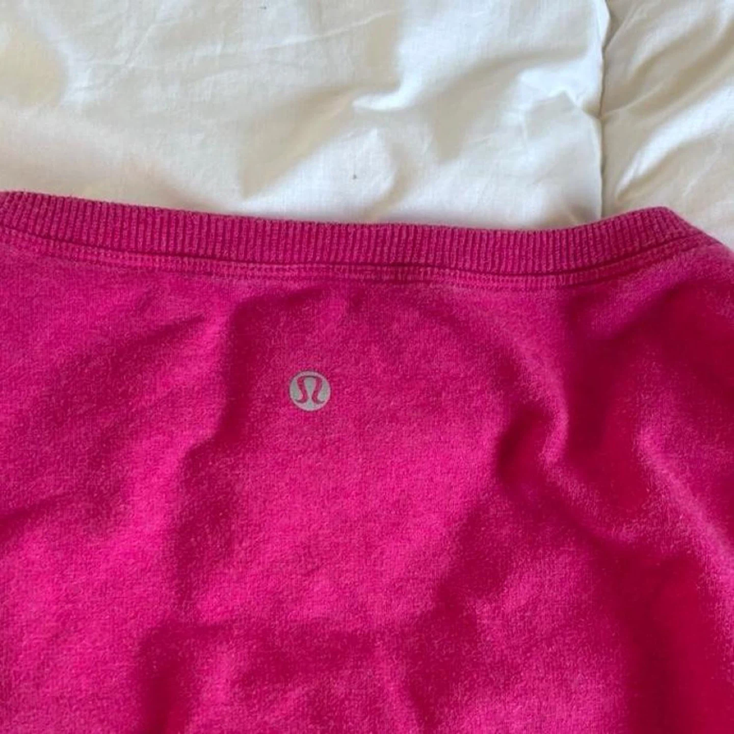 Lululemon Pink Ruched Long Sleeve Shirt - photo 4