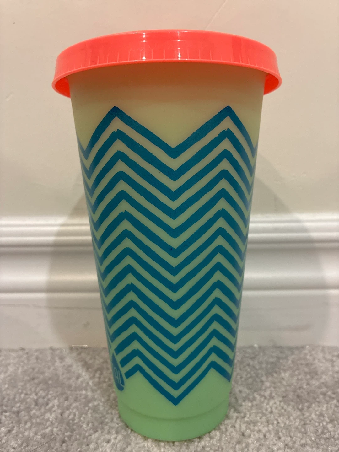 Set of 4 Tumblers with Lids - photo 2