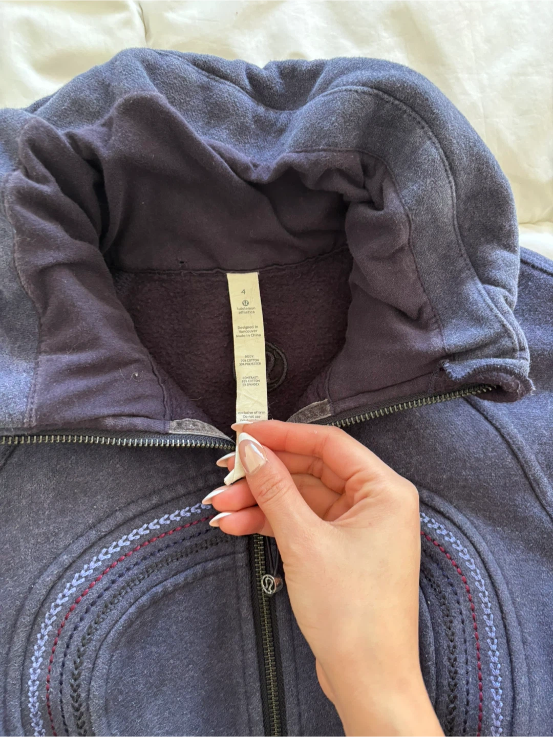 Lululemon Scuba Hoodie Jacket Size 4 - photo 4