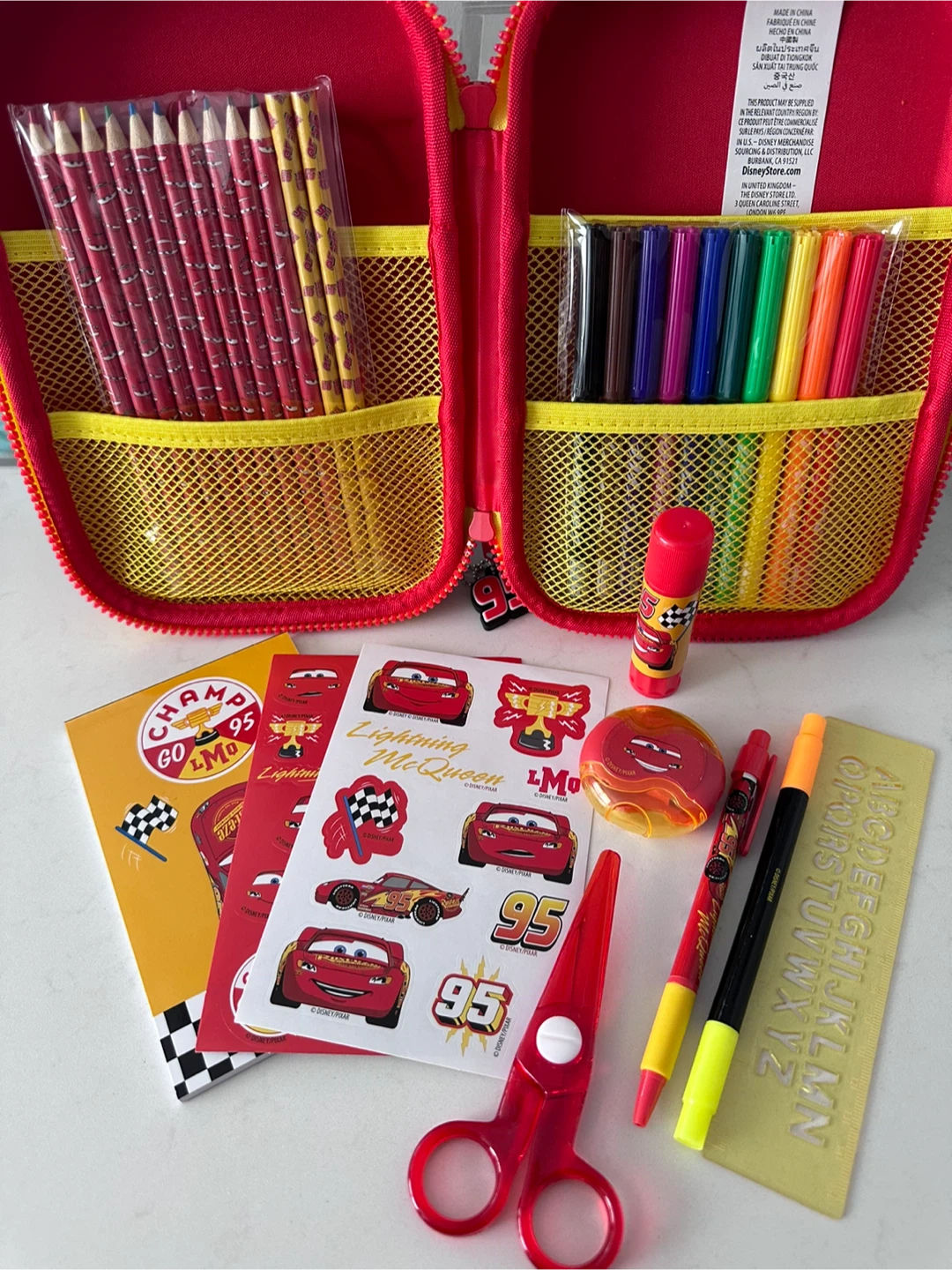 Disney Pixar Cars Lightning McQueen Stationary Art & Craft Kit - photo 3
